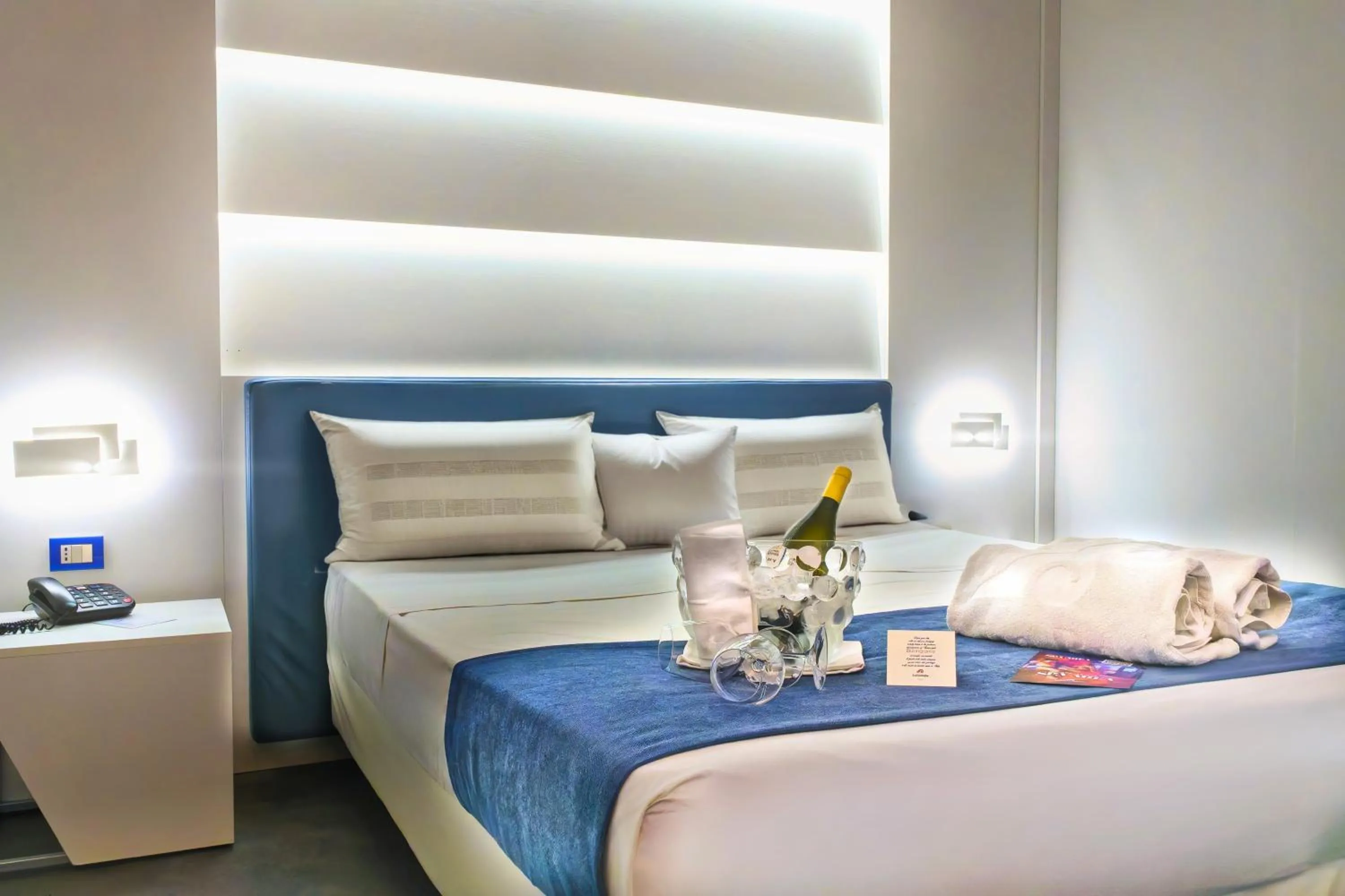 Bed in Hotel La Battigia