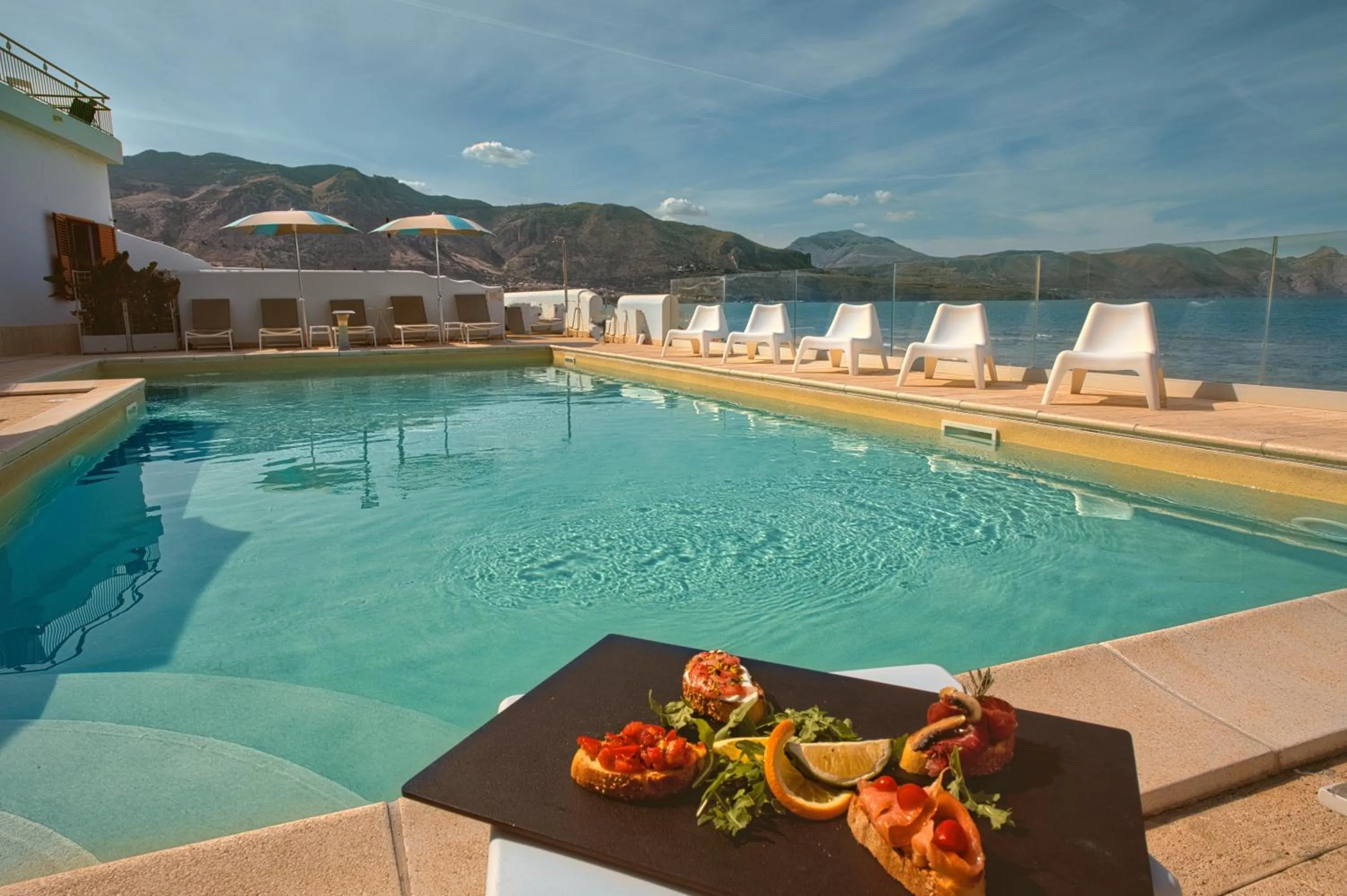 Day in Hotel La Battigia