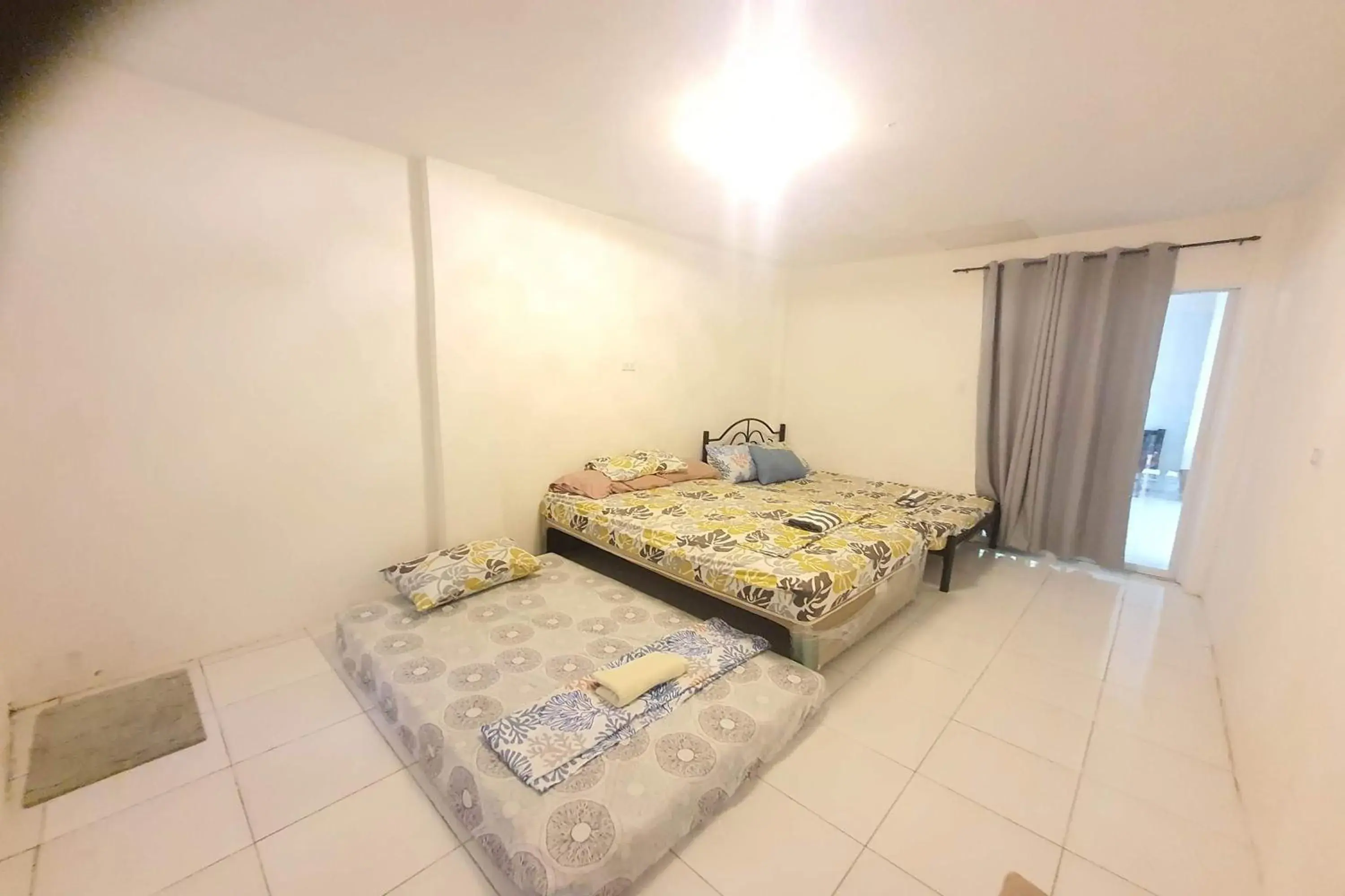 Bed in Bohol Transient Lruy near Panglao Beach Bed in Bohol Transient Lruy near Panglao Beach