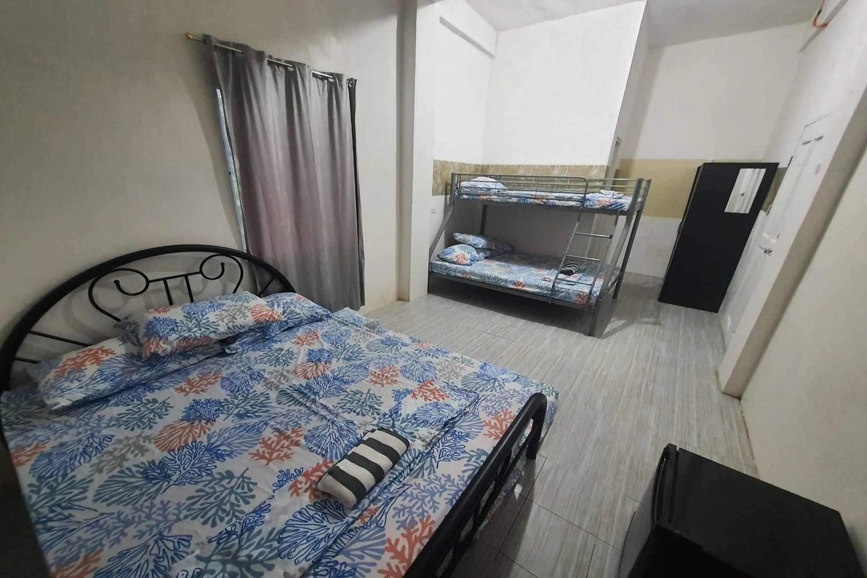 Bedroom, Bed in Bohol Transient Lruy near Panglao Beach