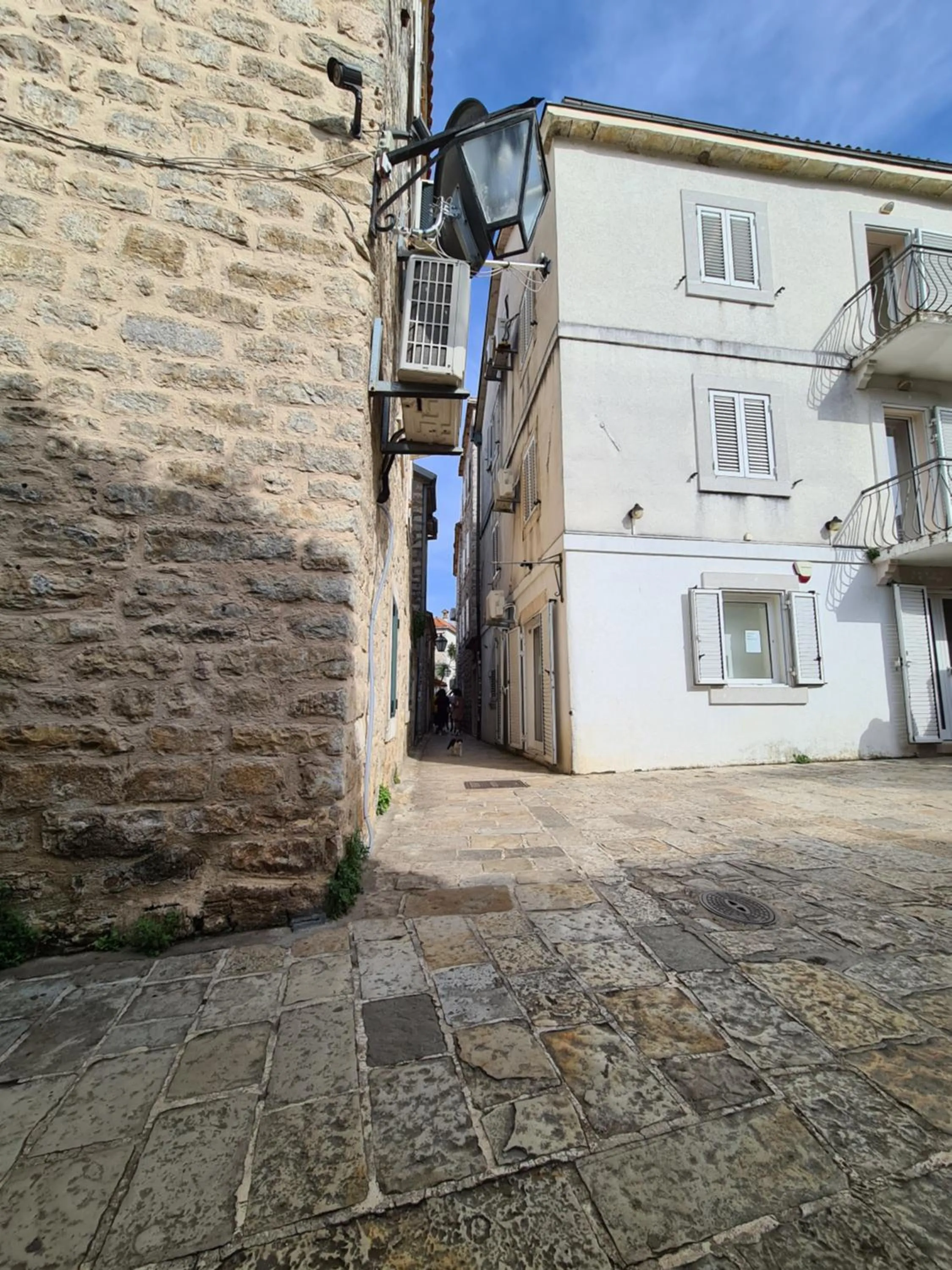 Neighbourhood in Beatrix Suites