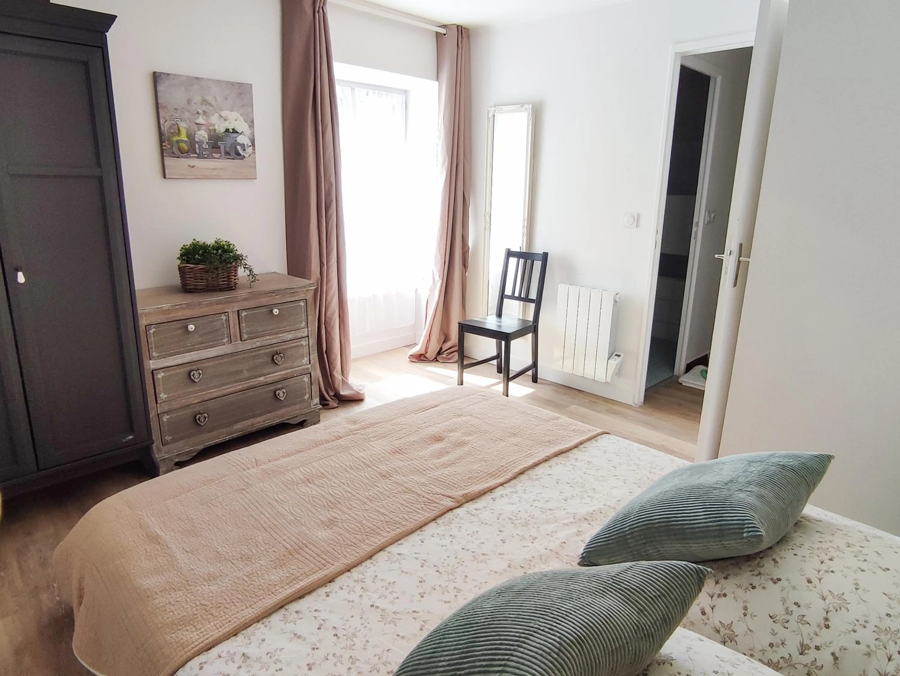 Bed in Gite Ty Nid Le 1900