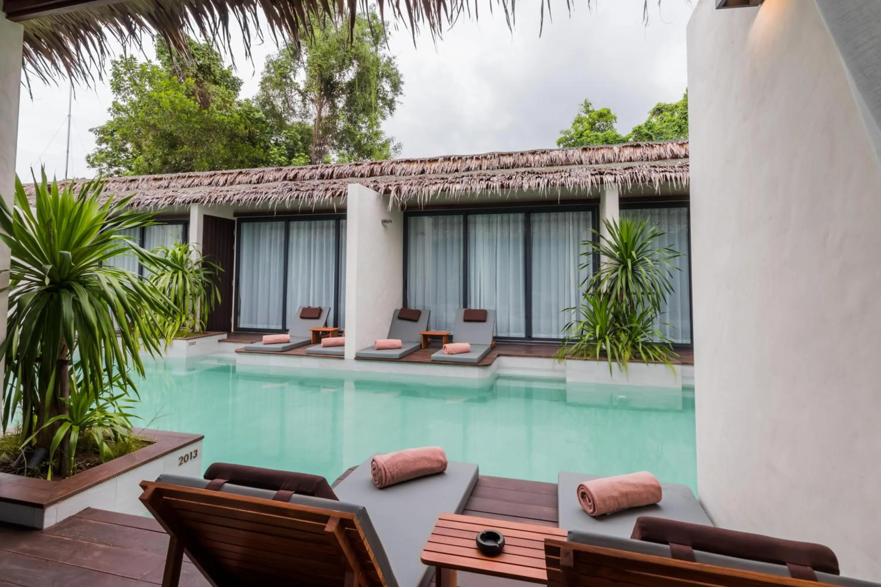 Balcony/Terrace in The Flow Samui Beach Resort