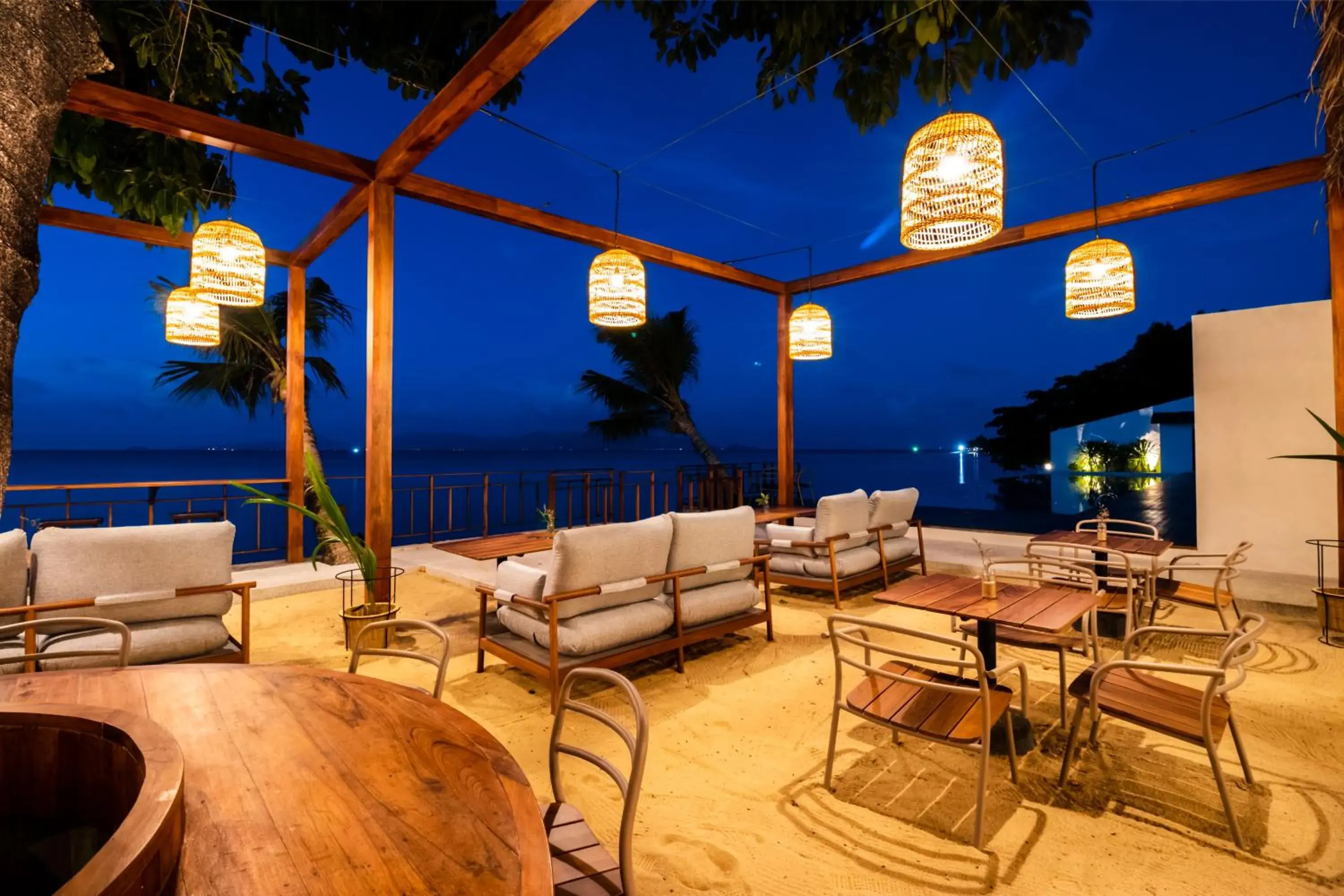 Restaurant/places to eat in The Flow Samui Beach Resort Restaurant/places to eat in The Flow Samui Beach Resort