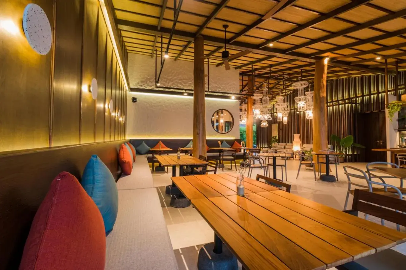Restaurant/places to eat in The Flow Samui Beach Resort Restaurant/places to eat in The Flow Samui Beach Resort