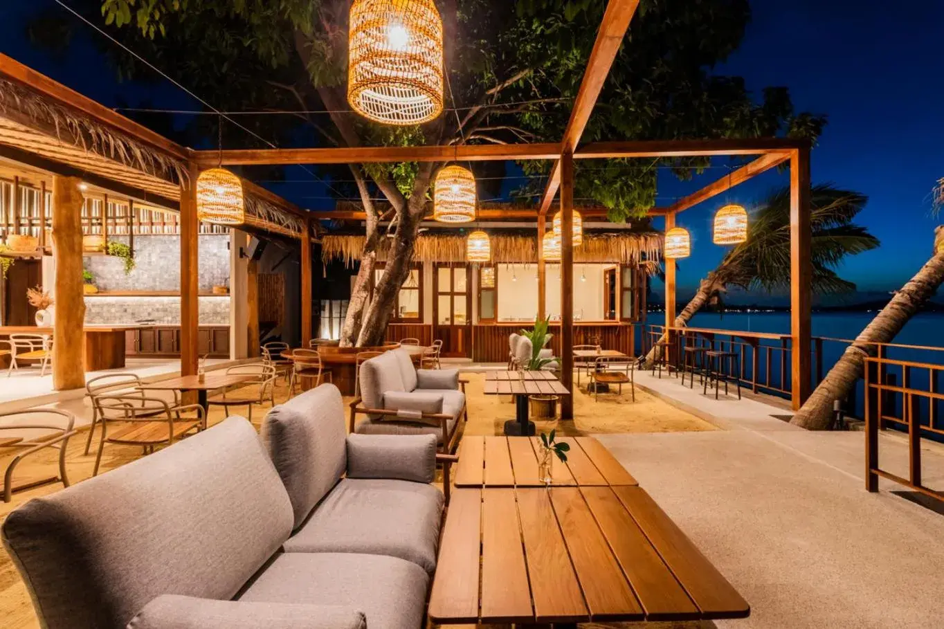 Restaurant/places to eat in The Flow Samui Beach Resort Restaurant/places to eat in The Flow Samui Beach Resort