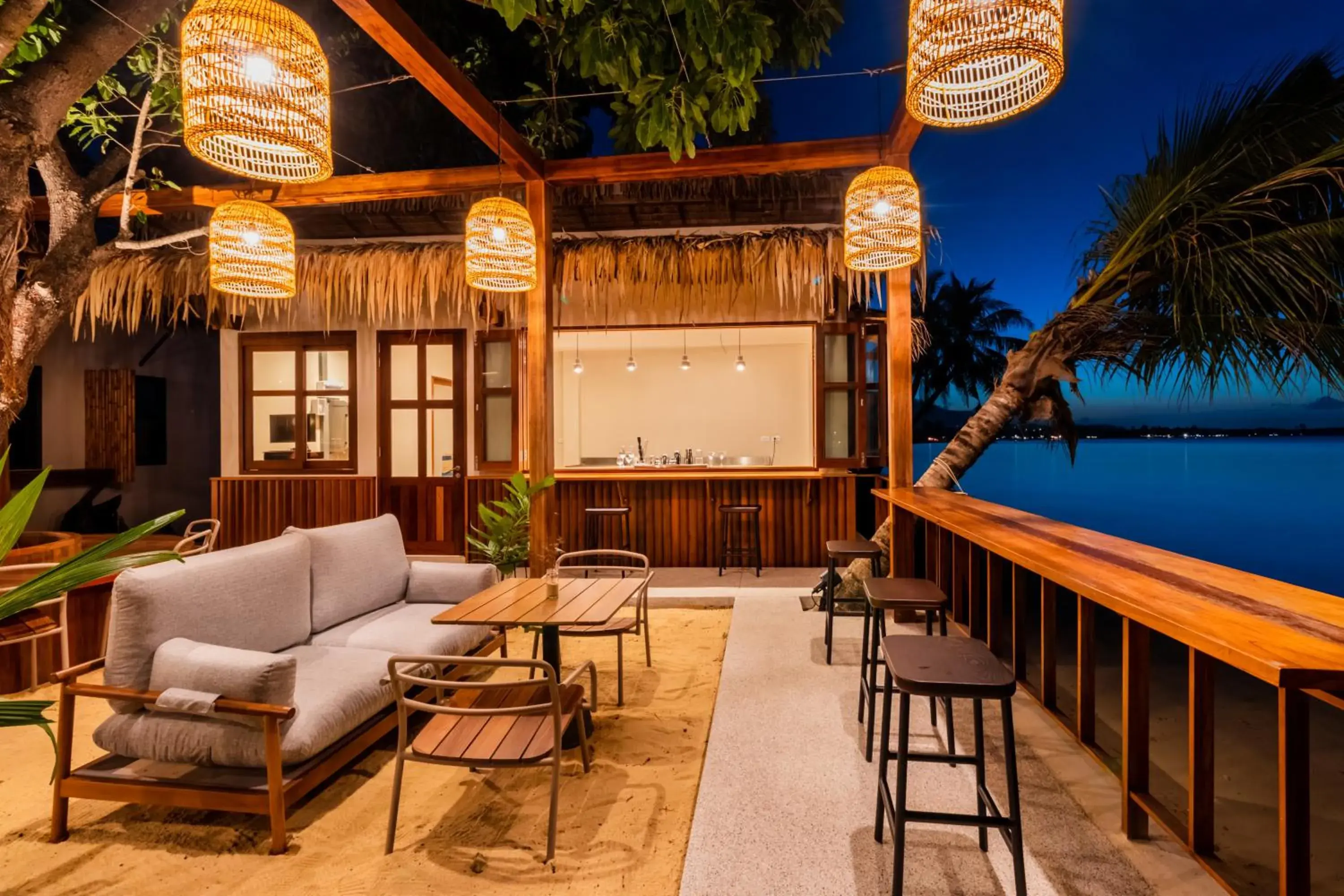 Lounge or bar in The Flow Samui Beach Resort Lounge or bar in The Flow Samui Beach Resort