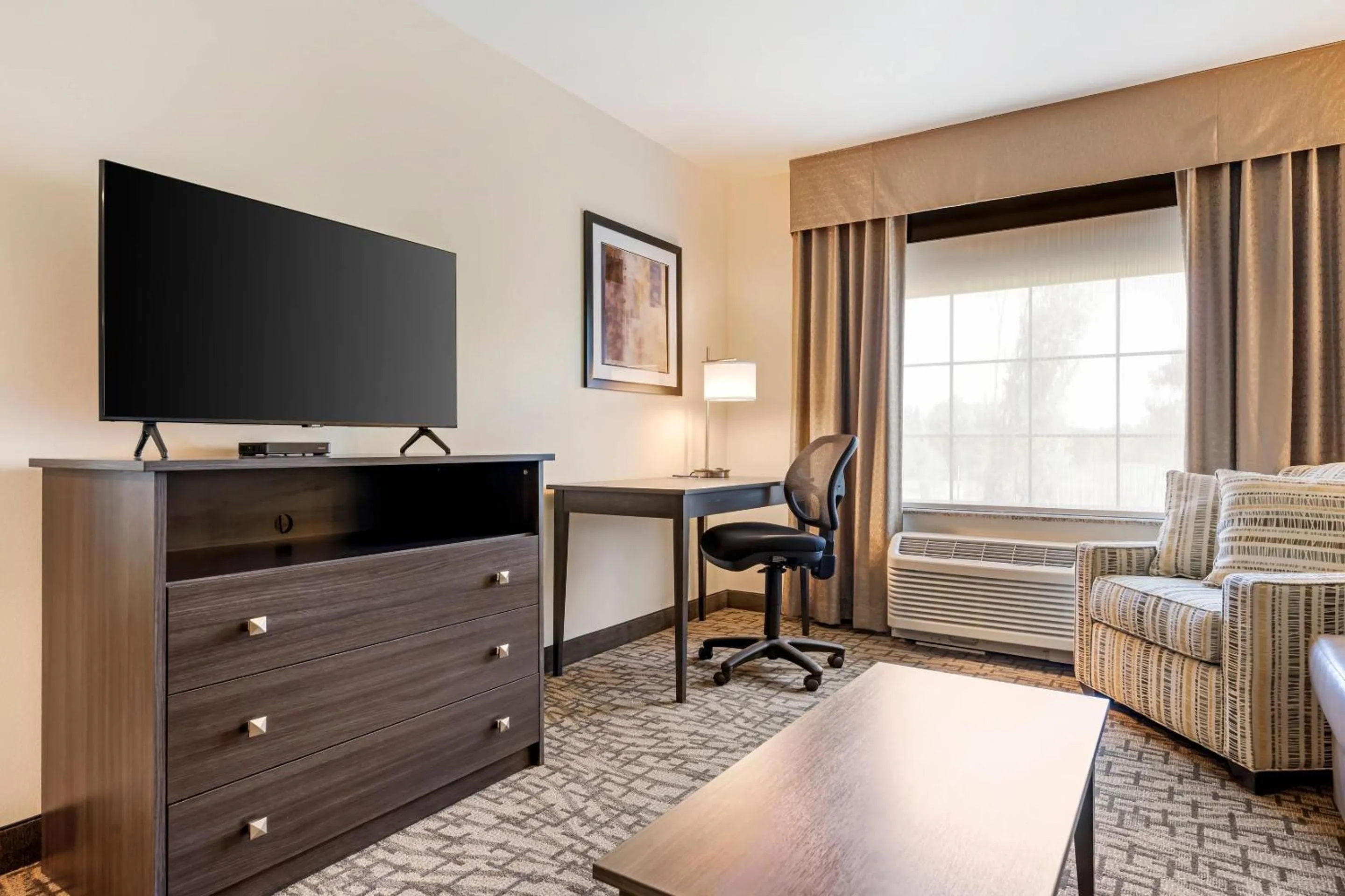 Bedroom in Comfort Inn & Suites Medina