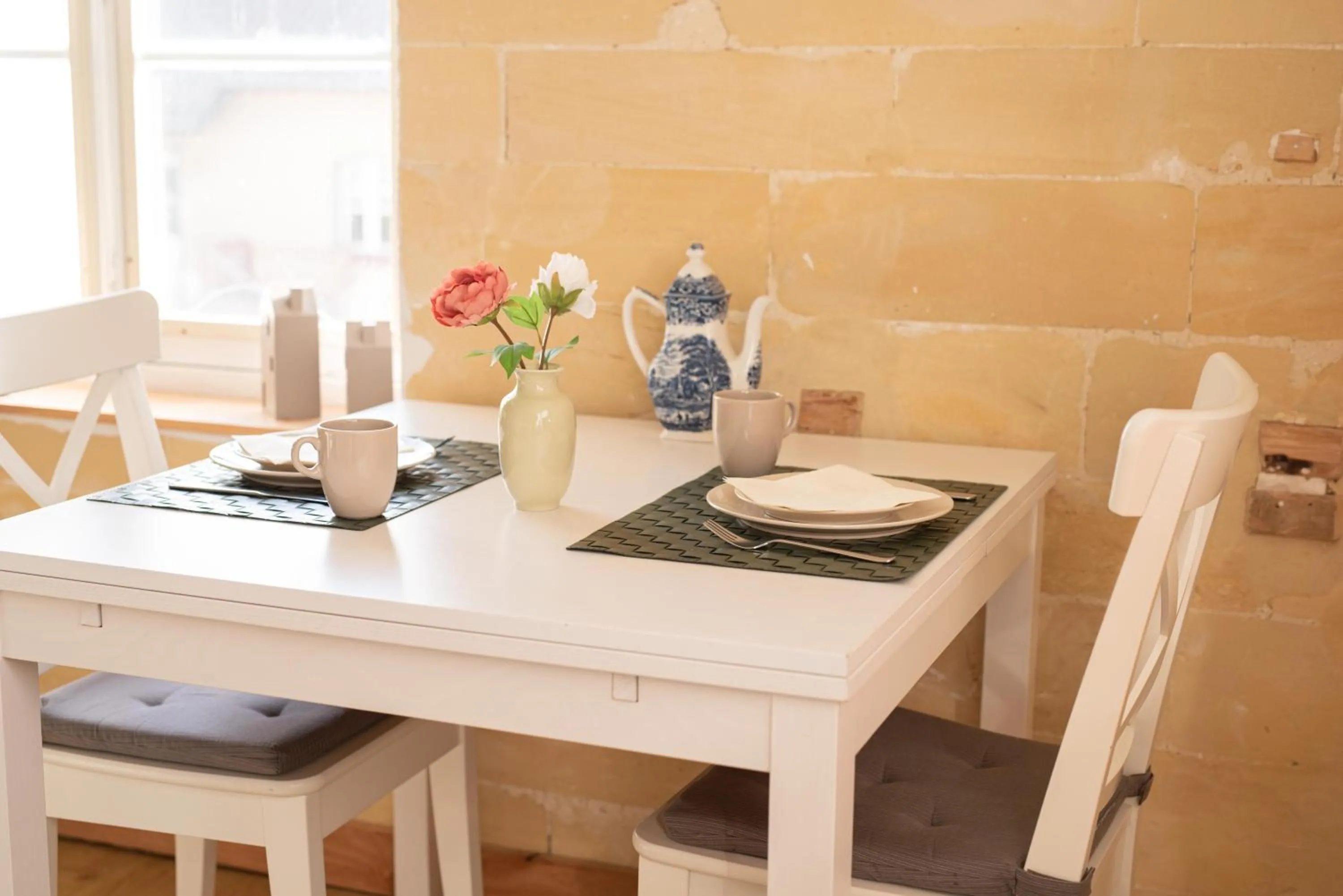 Dining area in Jeanneke Bosch