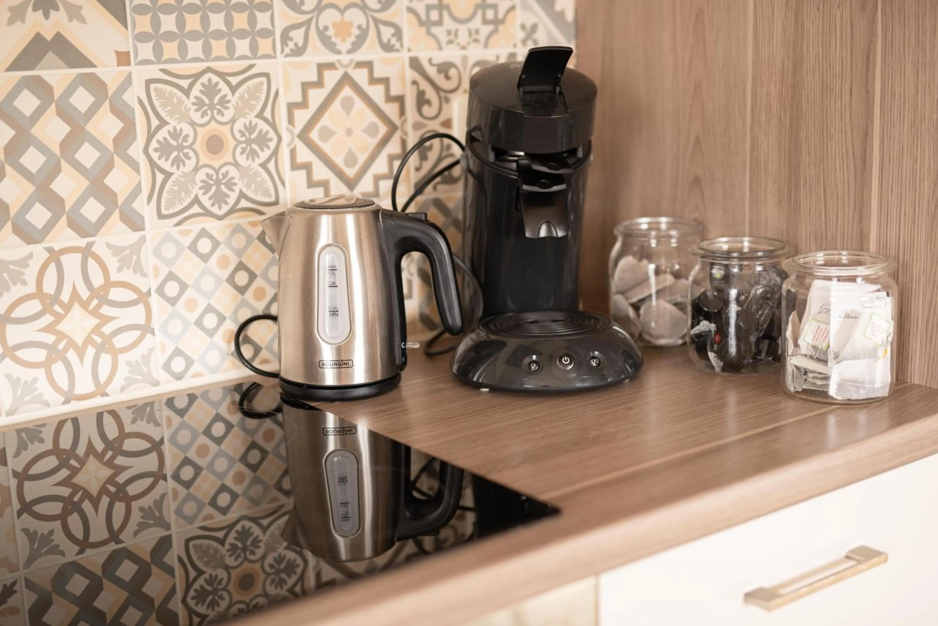 Coffee/tea facilities in Jeanneke Bosch