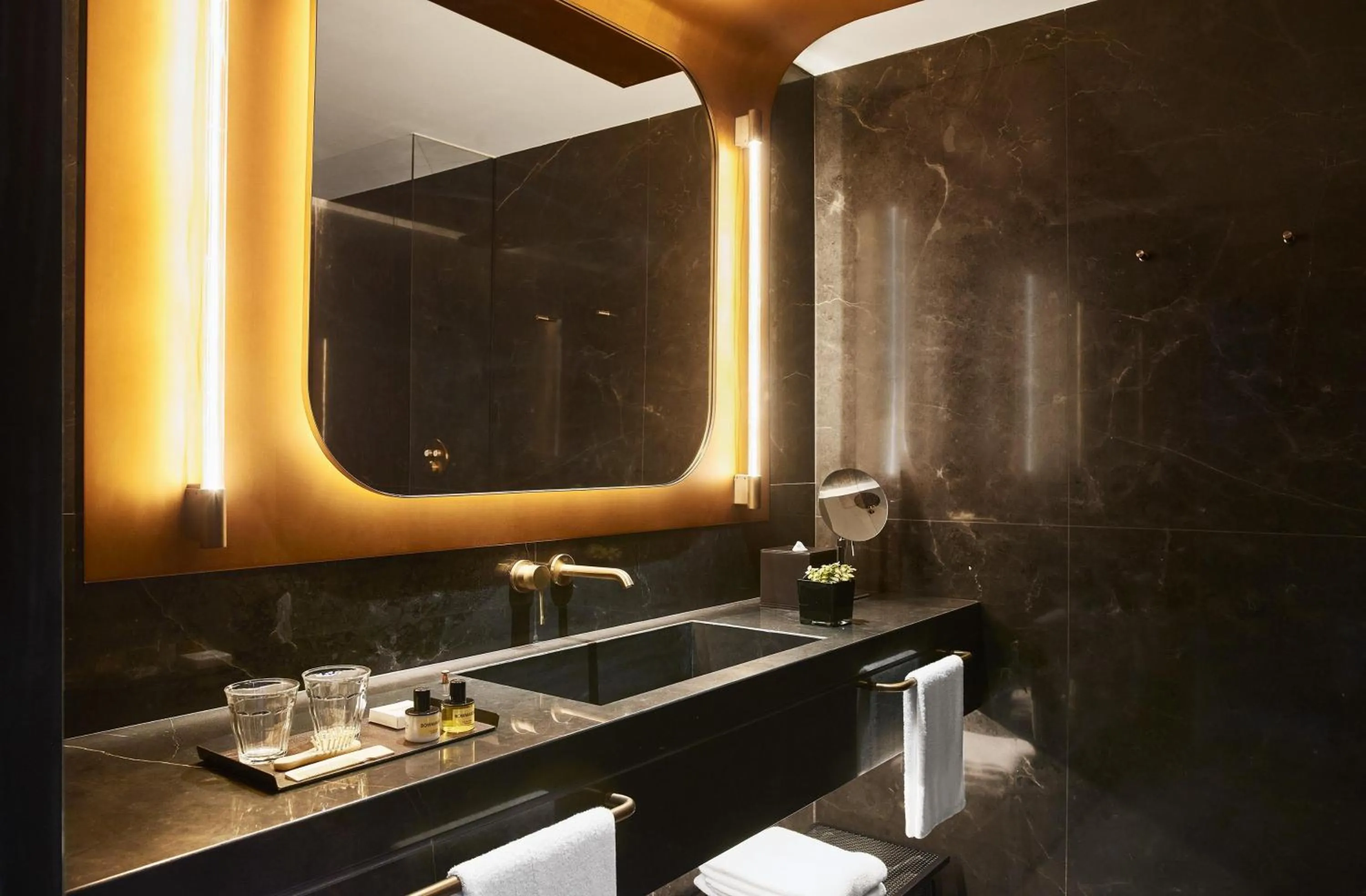 Bathroom in Thompson Madrid, by Hyatt