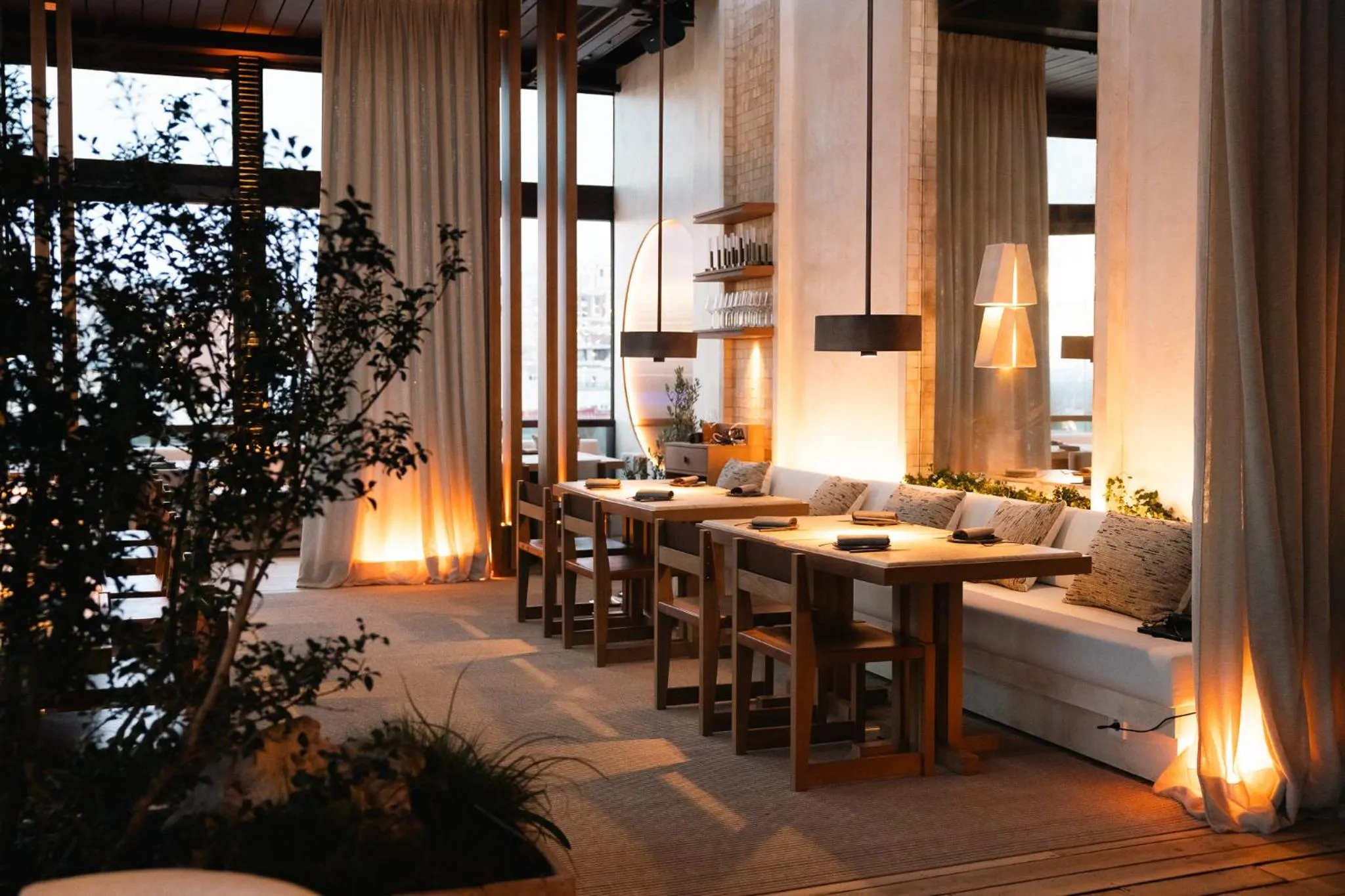 Restaurant/places to eat in Thompson Madrid, by Hyatt