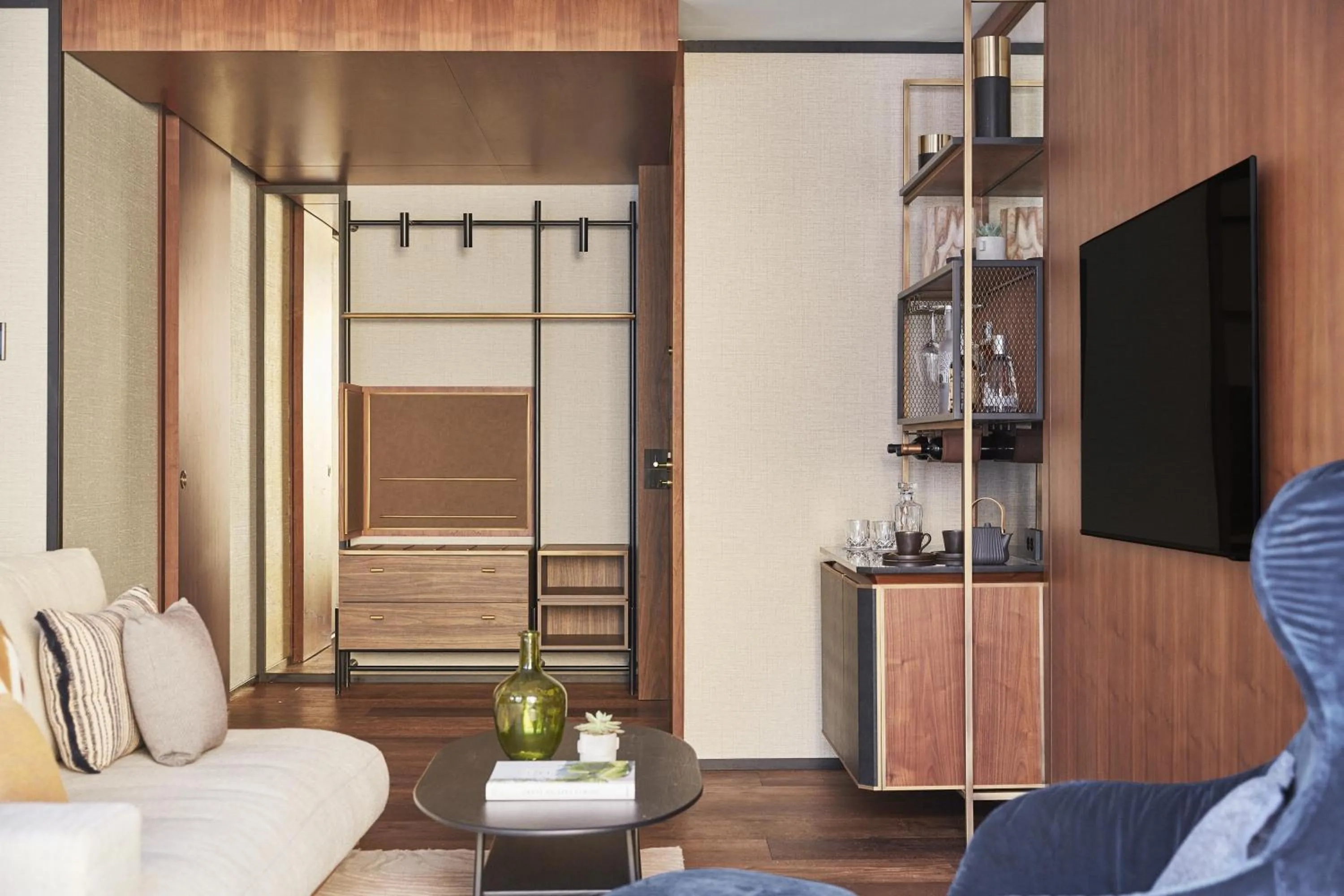 TV and multimedia in Thompson Madrid, by Hyatt