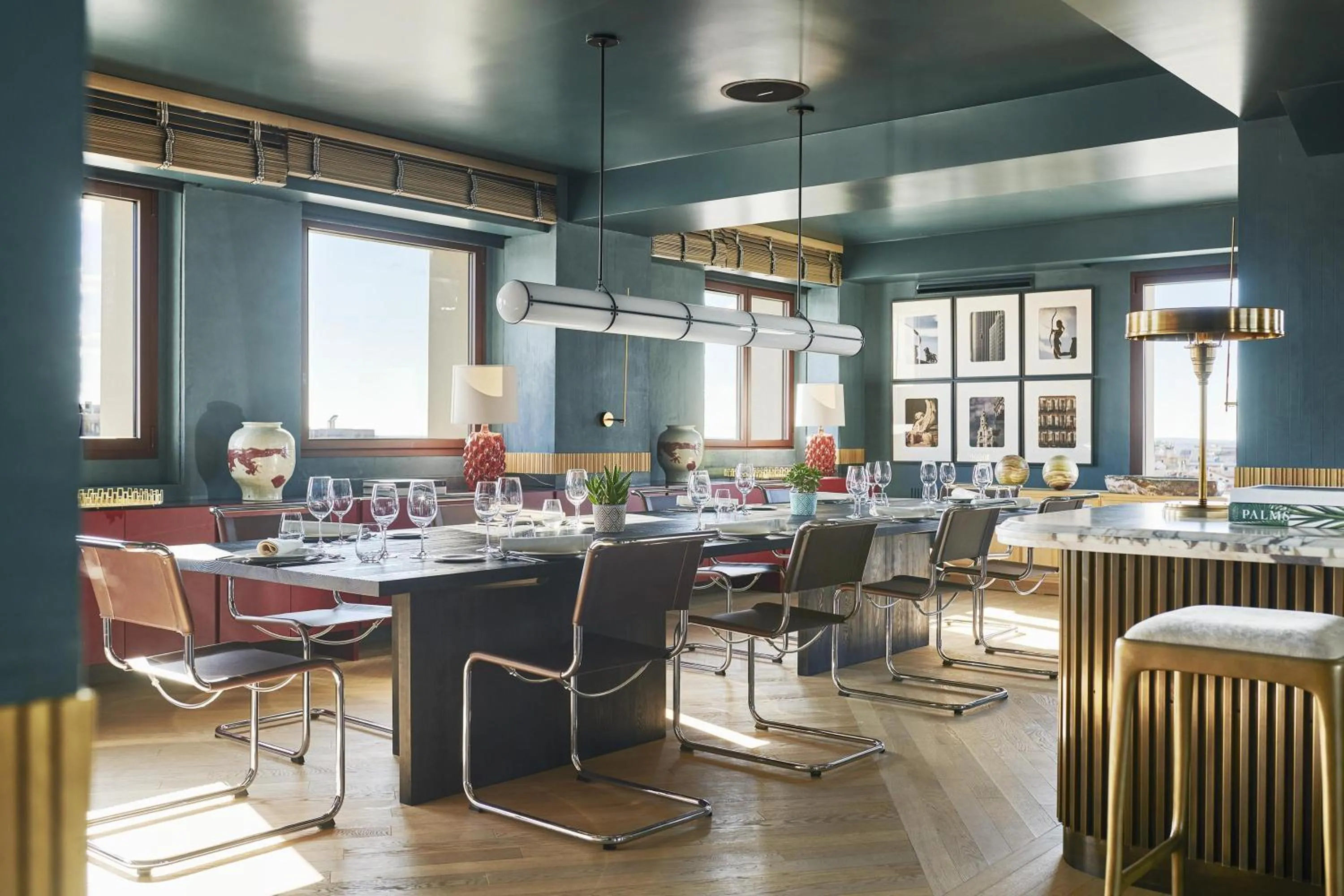 Living room in Thompson Madrid, by Hyatt