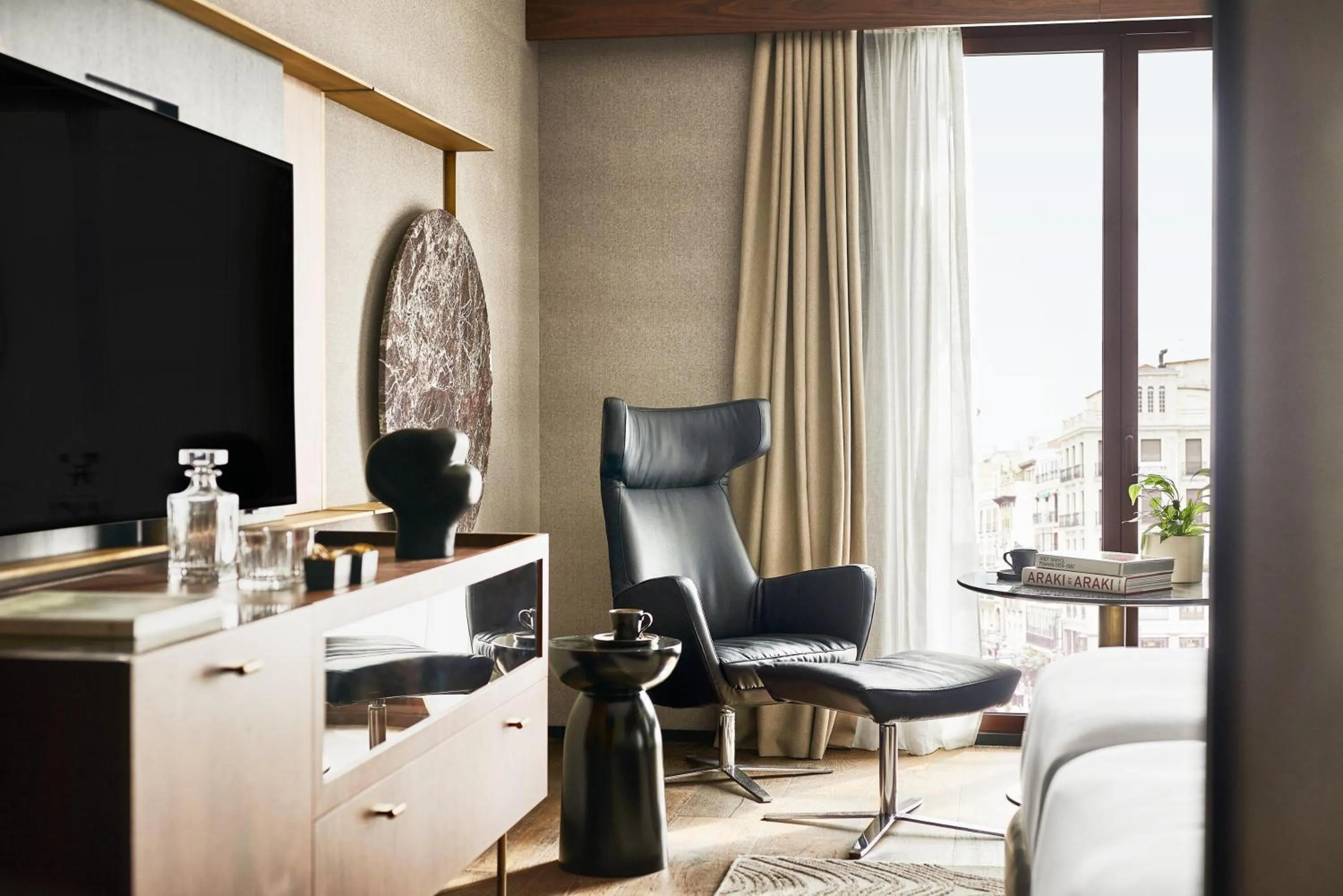 Bedroom in Thompson Madrid, by Hyatt