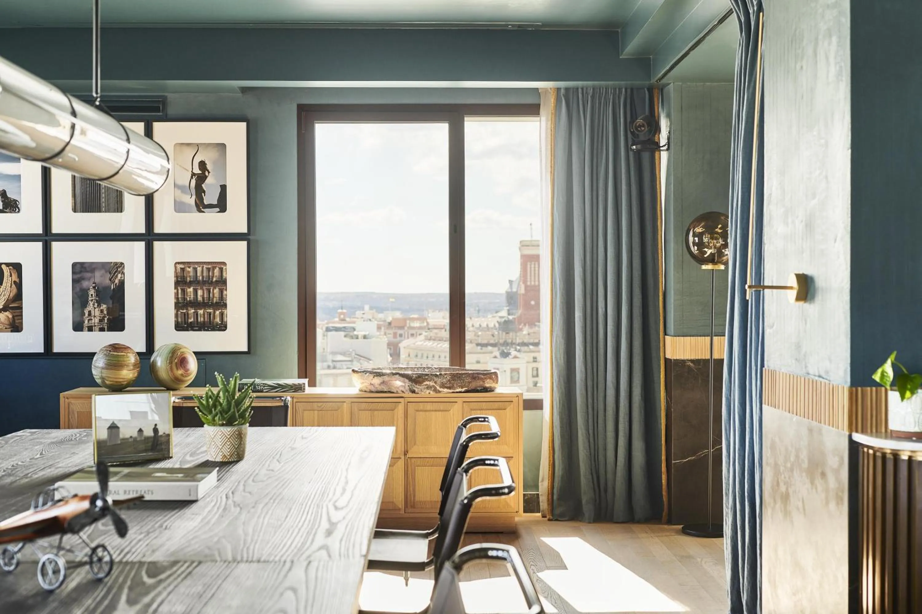 Living room in Thompson Madrid, by Hyatt