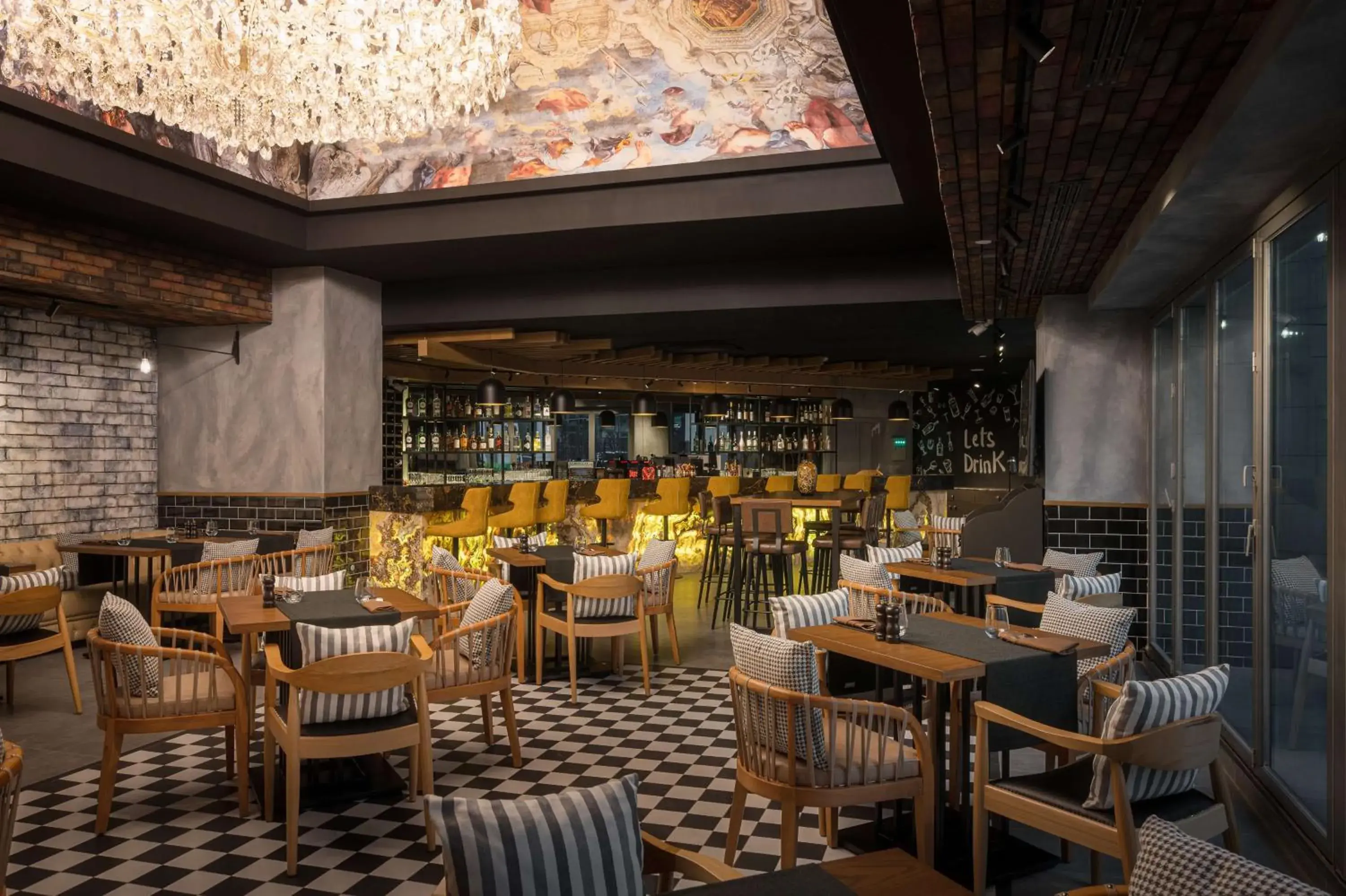 Restaurant/places to eat in Radisson Hotel & Residences Erbil Restaurant/places to eat in Radisson Hotel & Residences Erbil