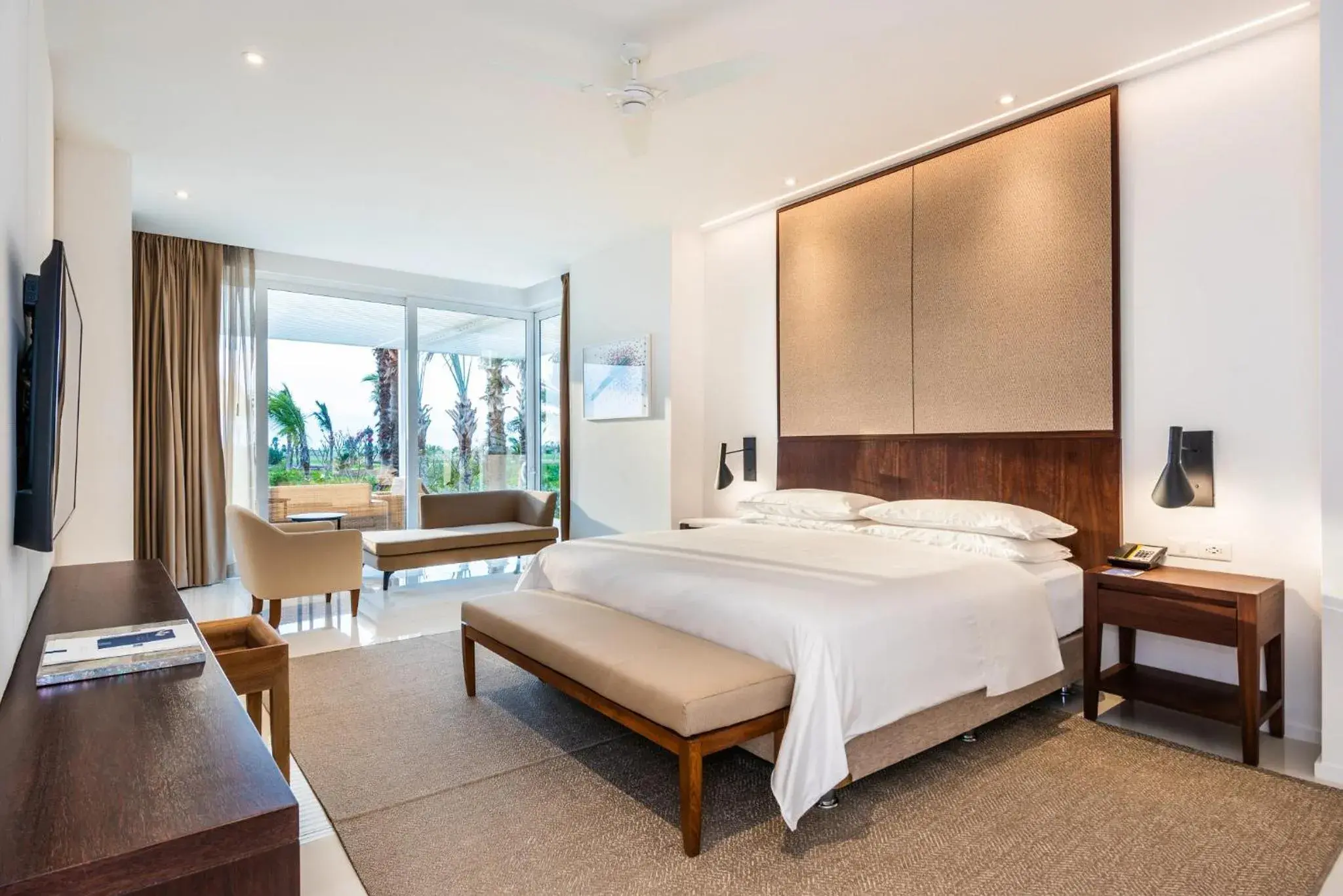 Bed in Dreams Karibana Cartagena Golf & Spa Resort Bed in Dreams Karibana Cartagena Golf & Spa Resort