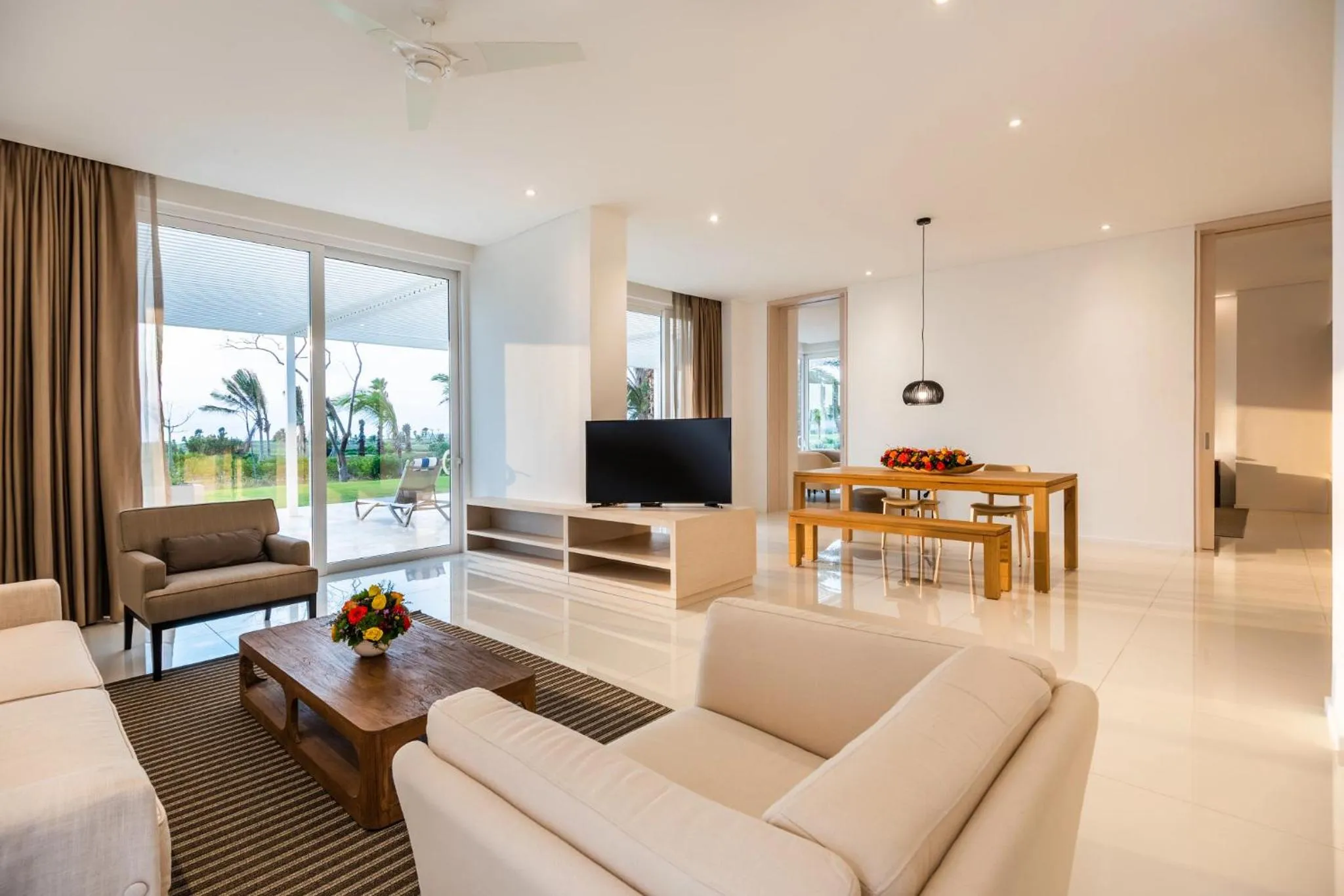 Living room in Dreams Karibana Cartagena Golf & Spa Resort