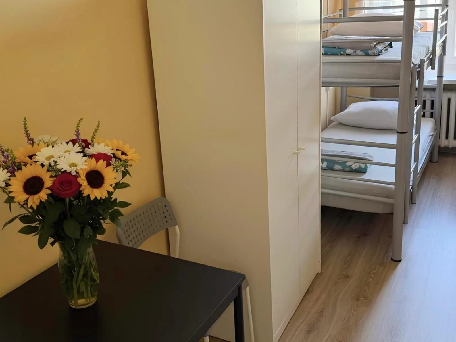 Bed in Hostel Oliwka - Metro Świętokrzyska