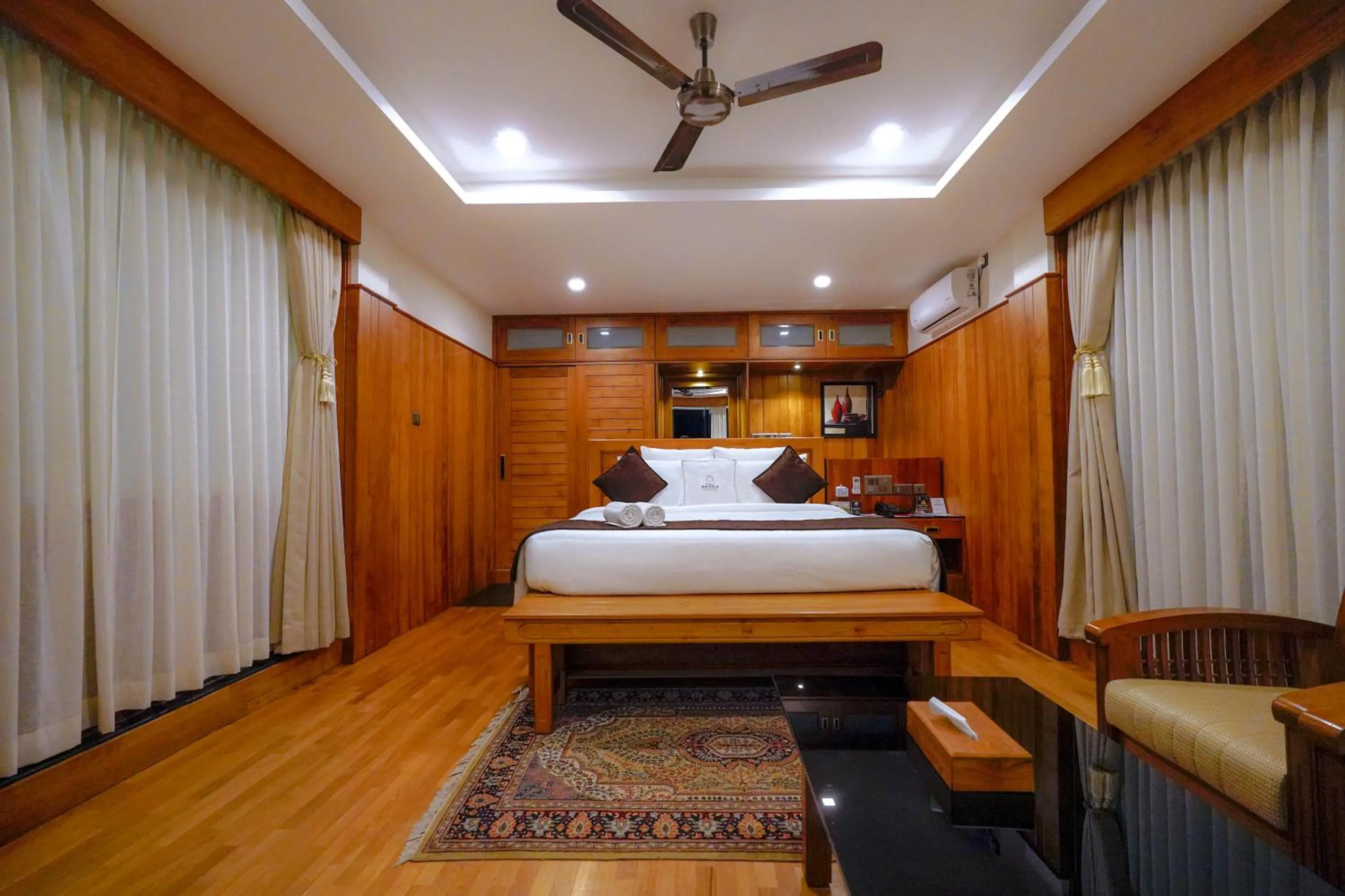 Bed in Chandys Drizzle Drops - Munnar Top Station