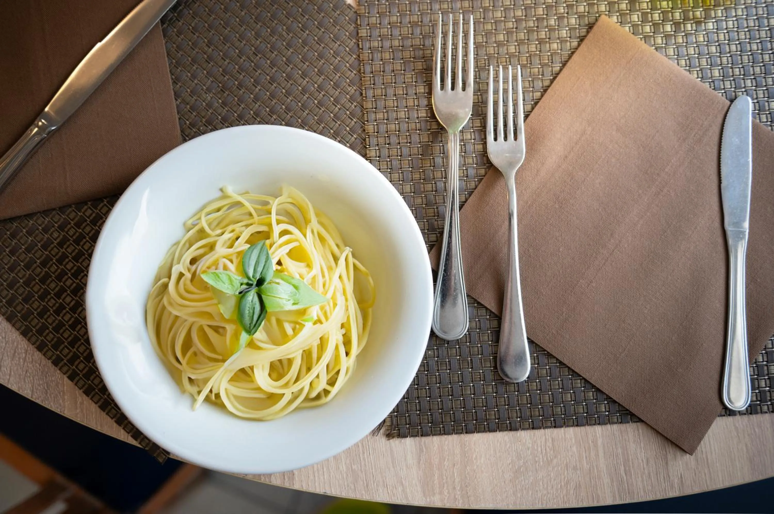 Restaurant/places to eat in Hotel Terme Don Pepe