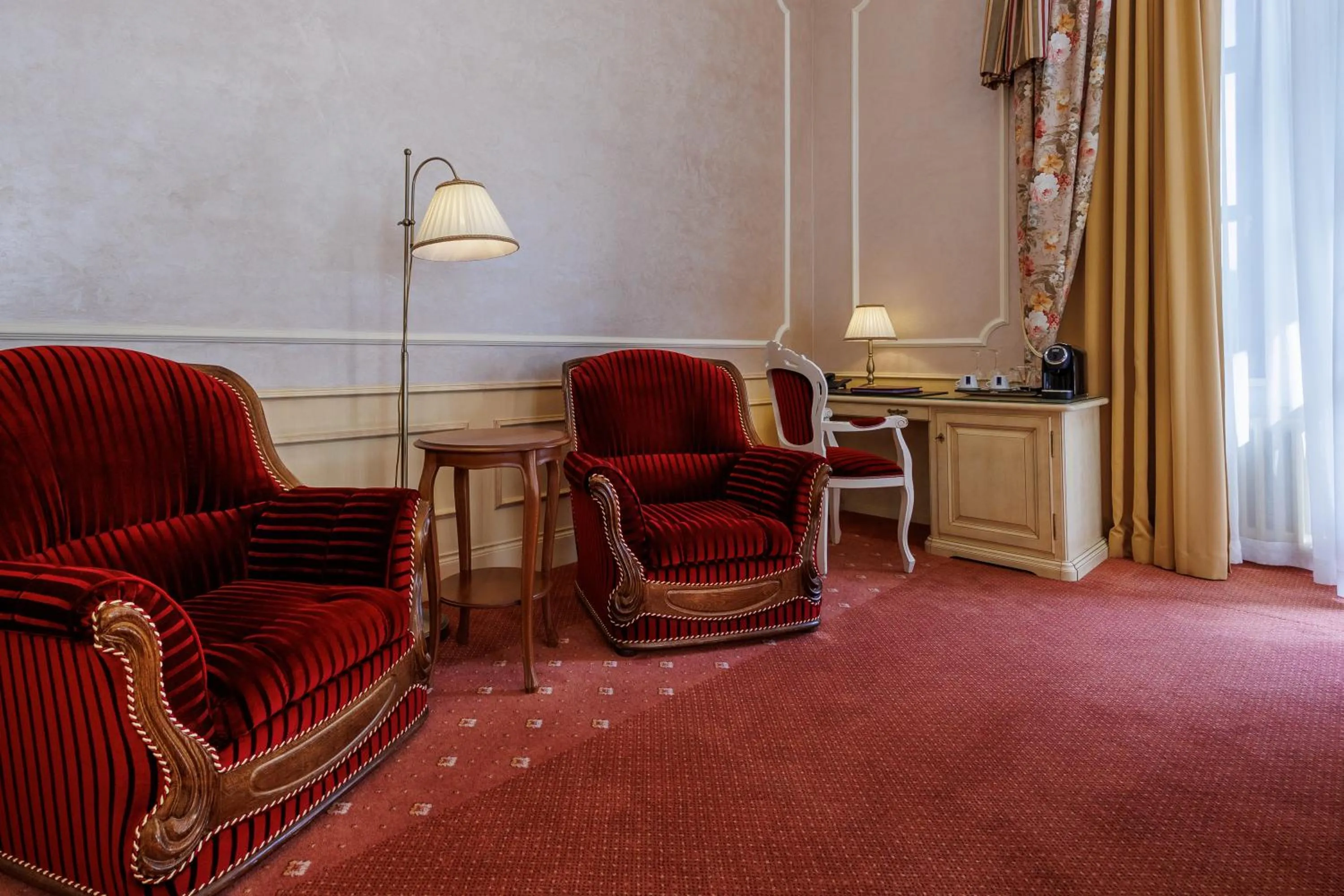 Seating area in Hotel Château Cihelny
