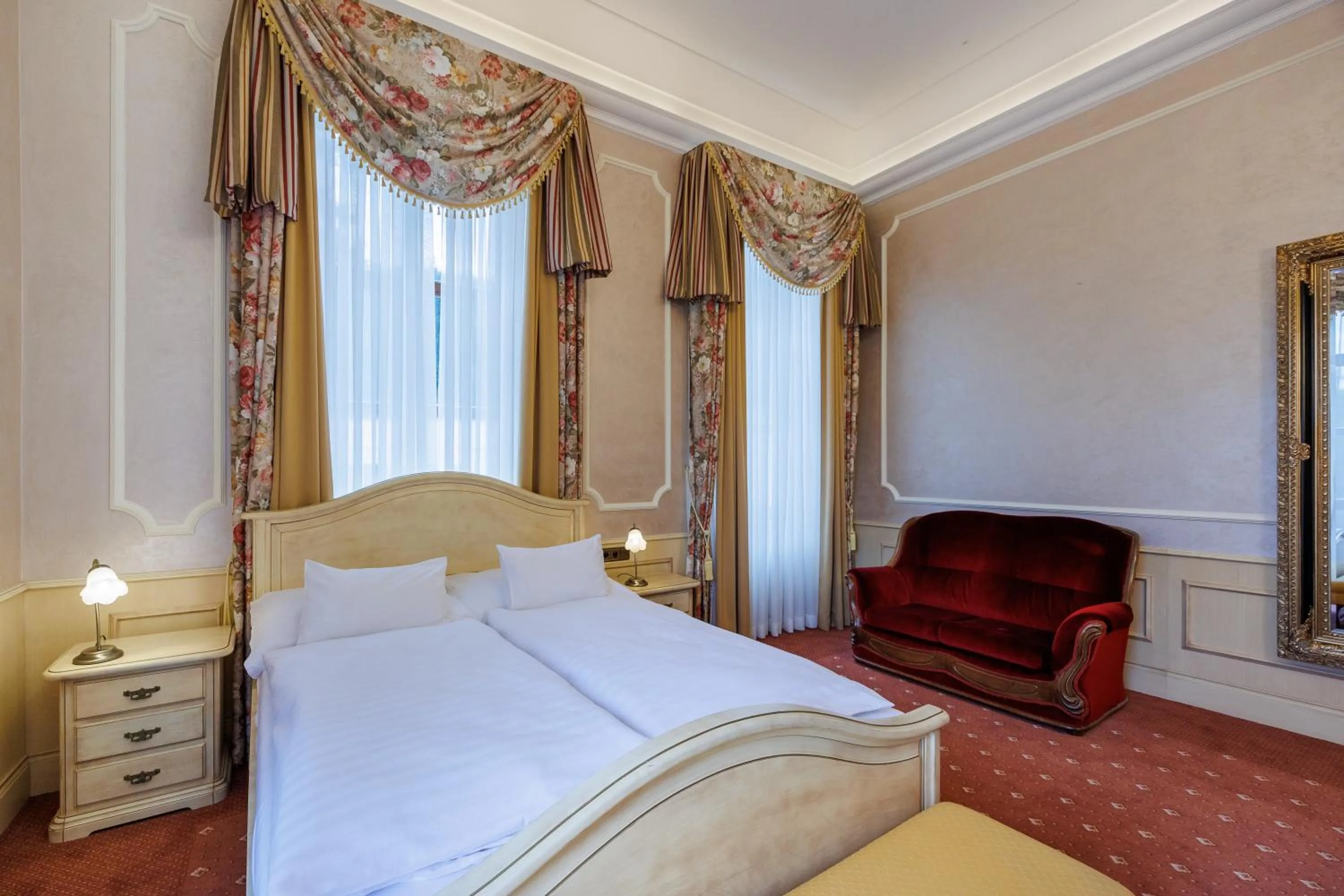 Bed in Hotel Château Cihelny