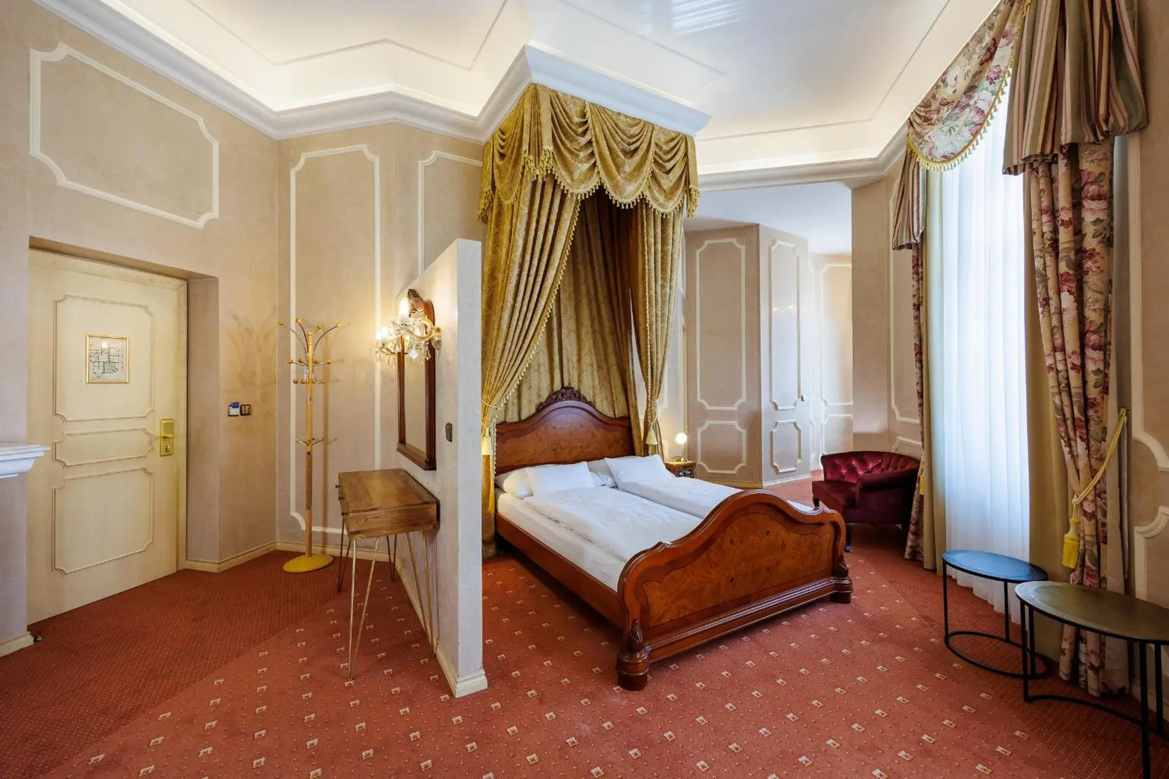 Presidential Suite in Hotel Château Cihelny Presidential Suite in Hotel Château Cihelny