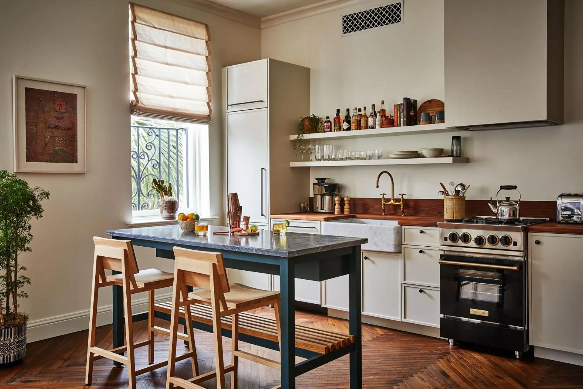 Dining area in The Pinch Charleston