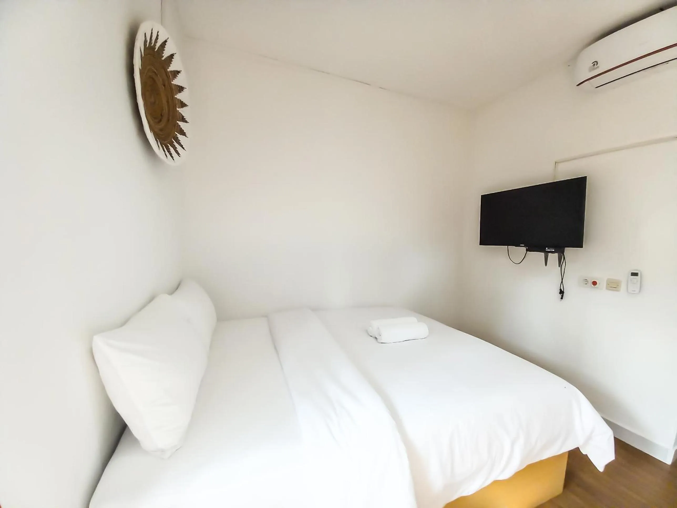 TV and multimedia, Bed in Abams Gili Air