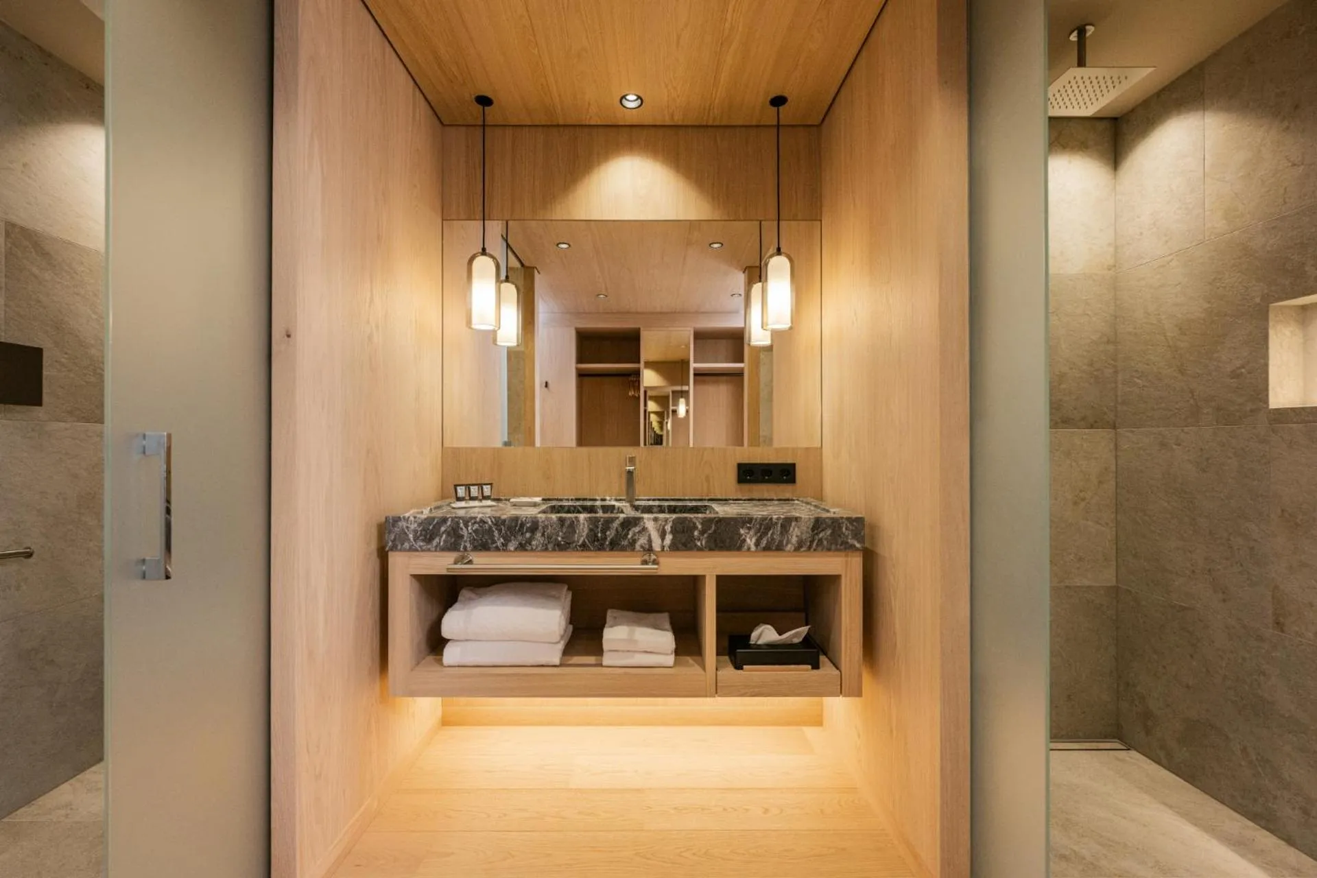 Shower in Hotel Therme Meran - Terme Merano