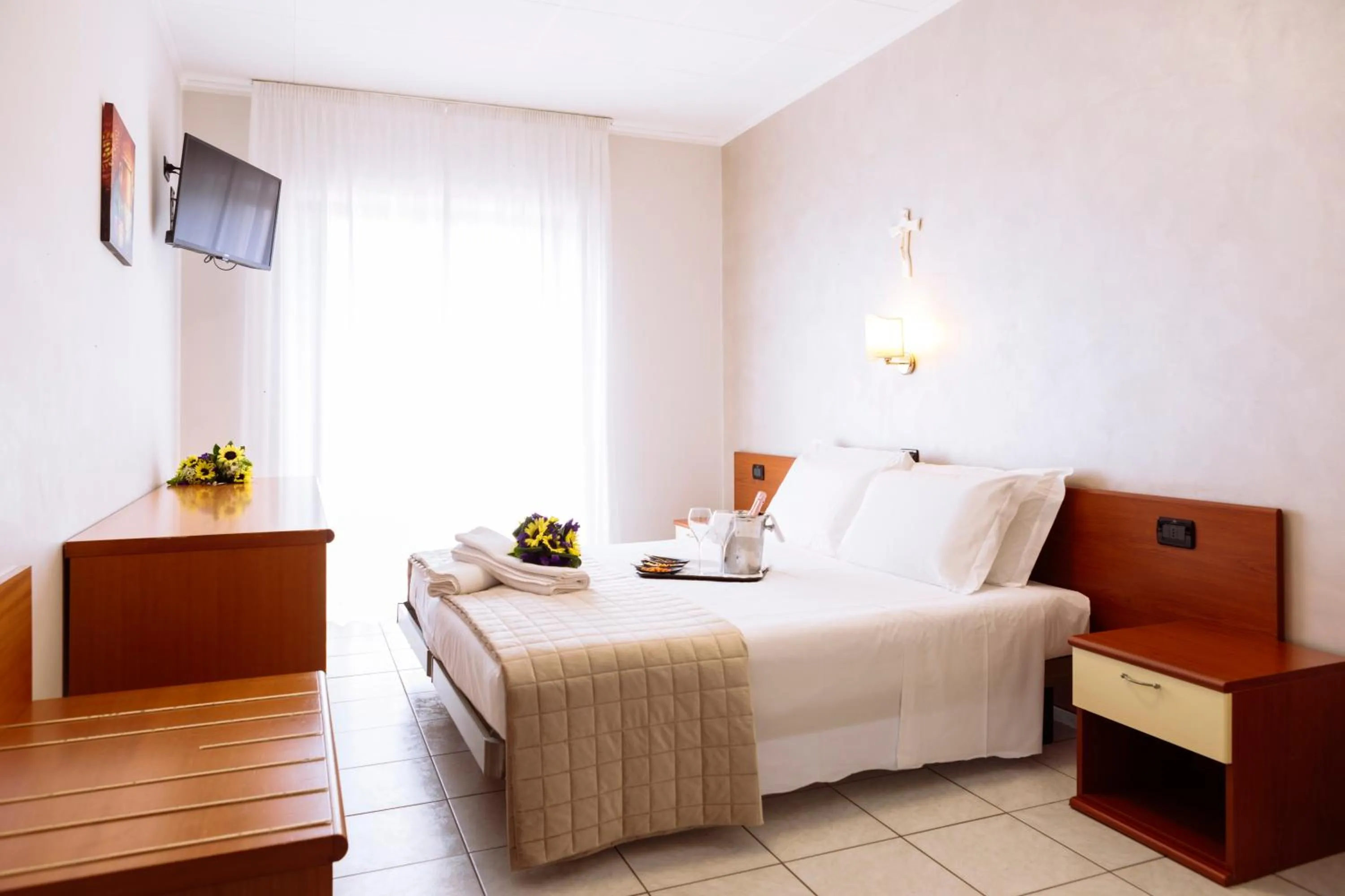 Bed in Hotel Leon - Ristorante Al Cavallino Rosso