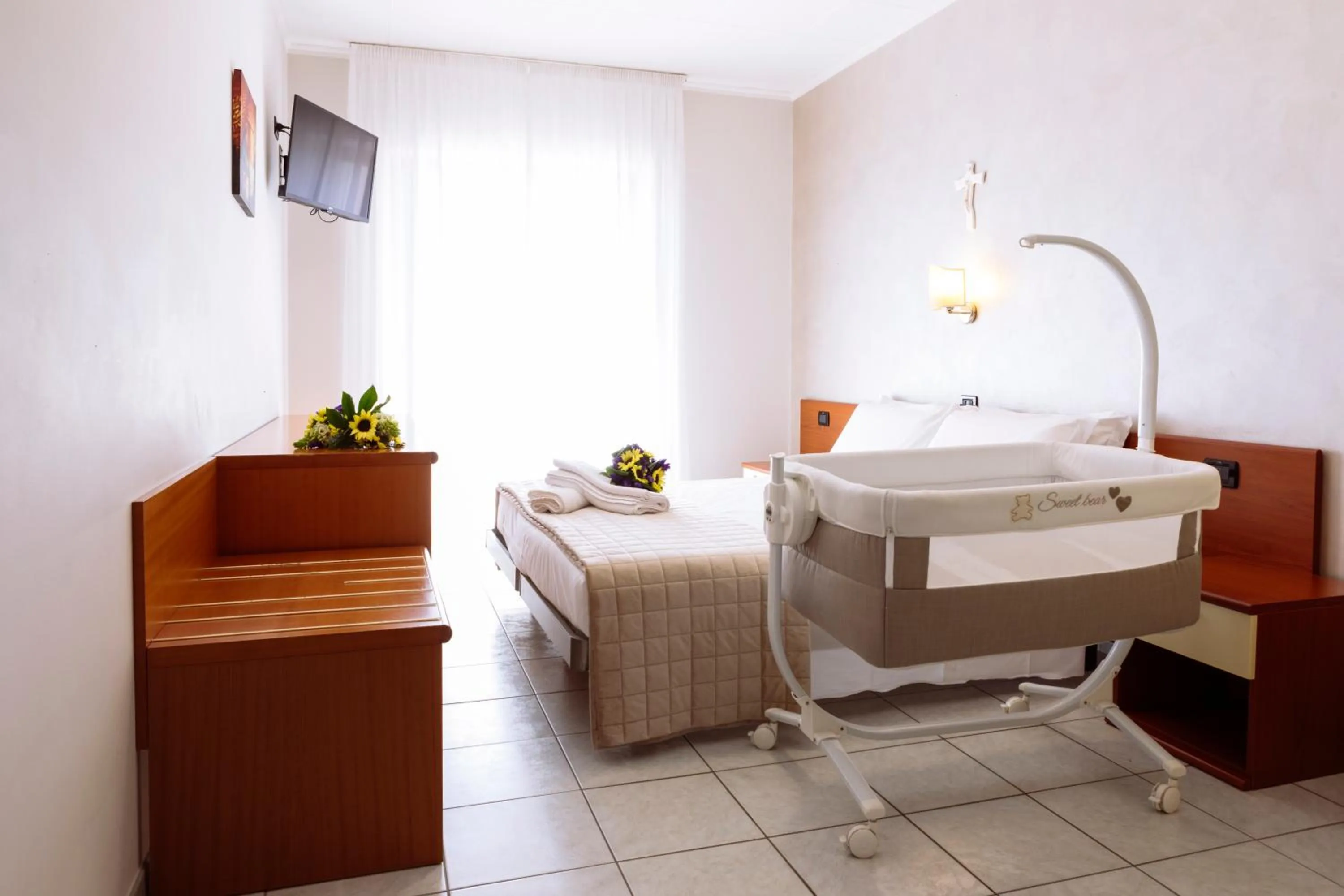 Bed in Hotel Leon - Ristorante Al Cavallino Rosso