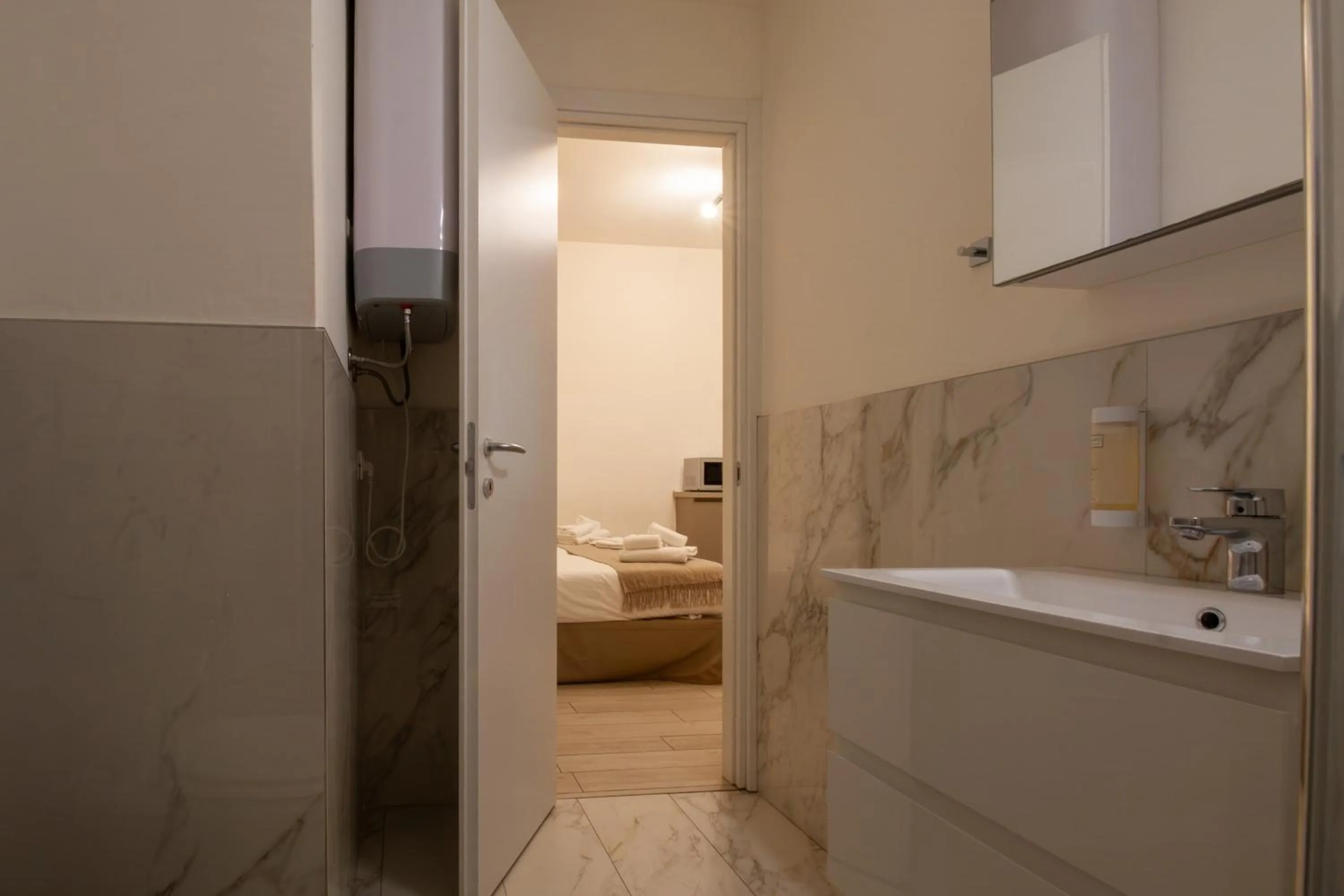 Bed in Italianway - The B Village Business