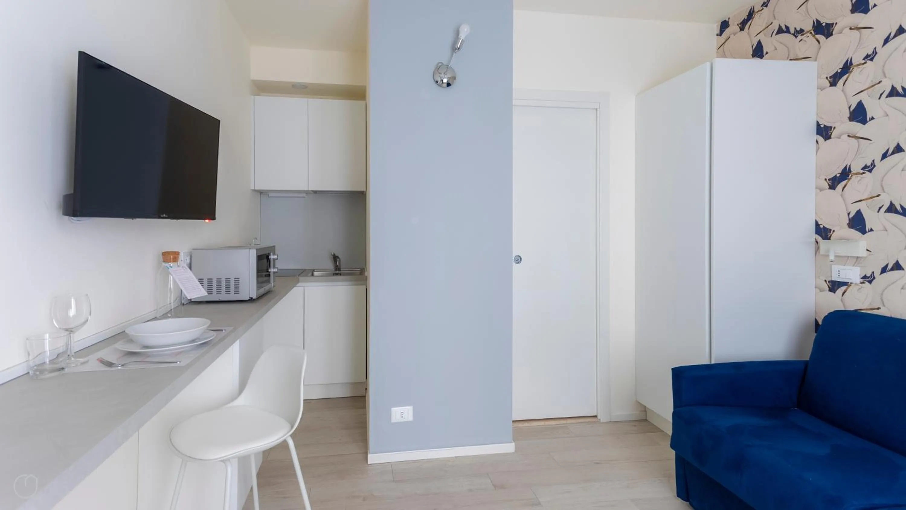 Dining area in Italianway - The B Village Business