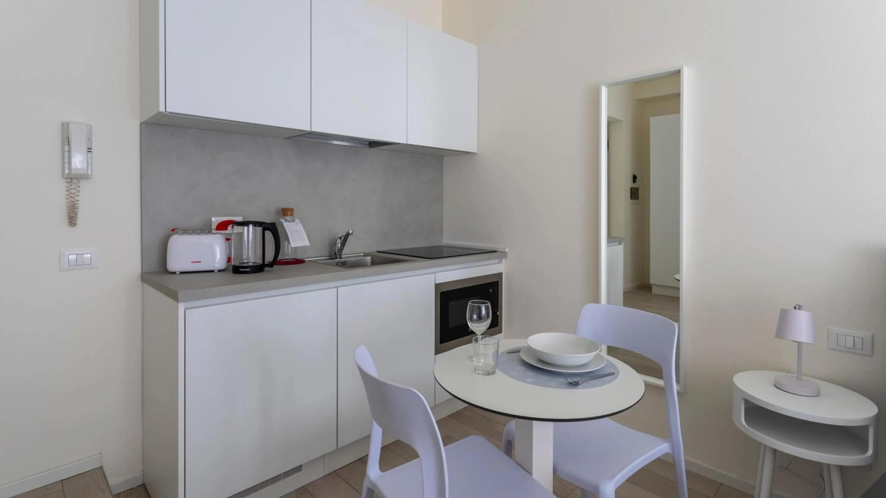 Kitchen or kitchenette in Italianway - The B Village Business