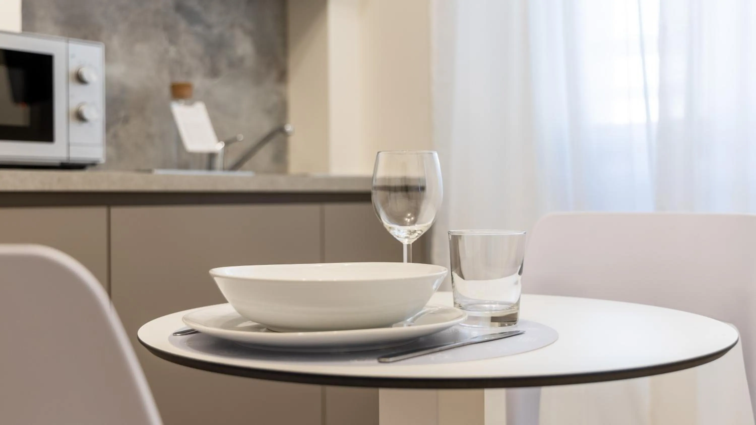 Dining area in Italianway - The B Village Business