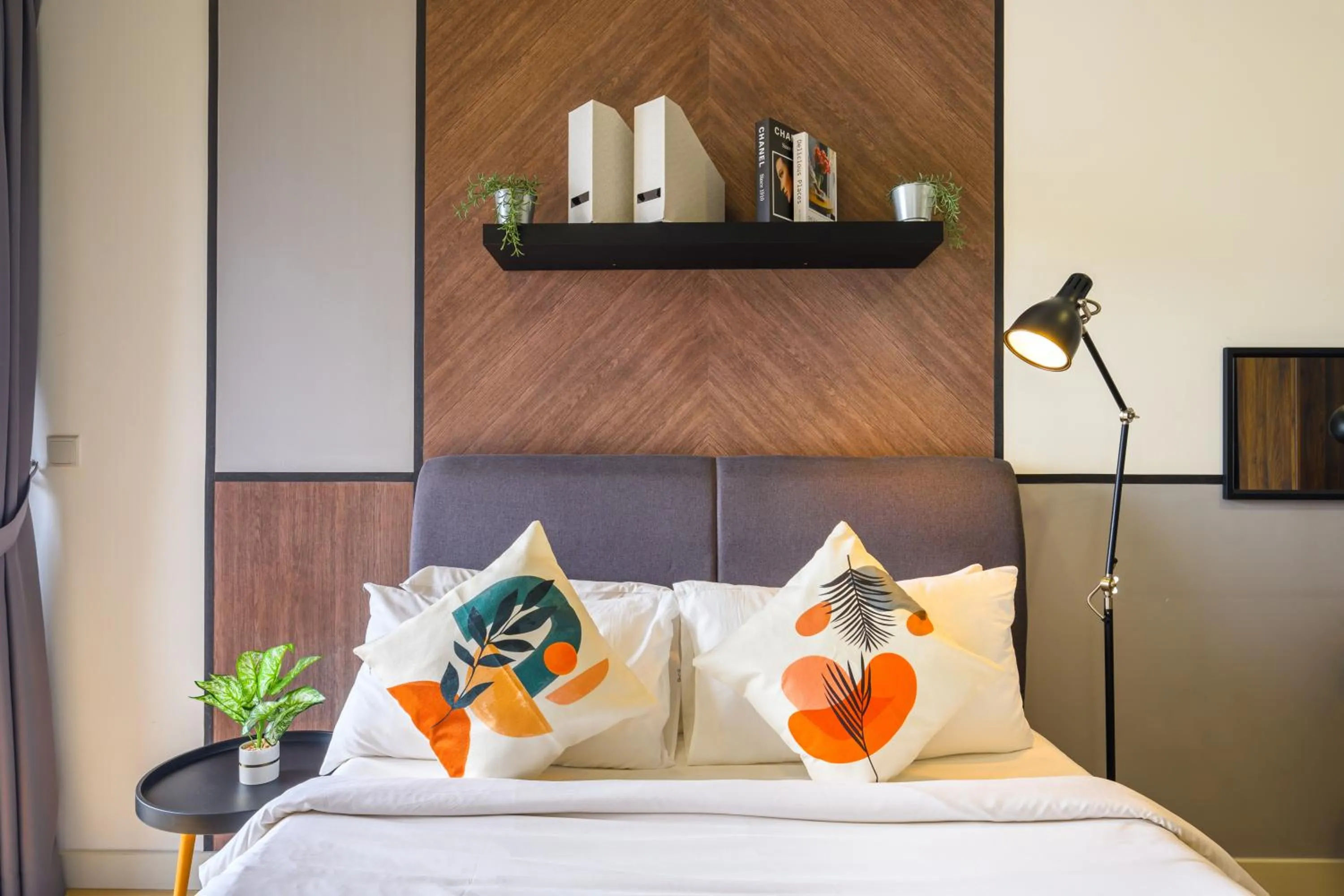 Bed in Greystone Continew Residensi