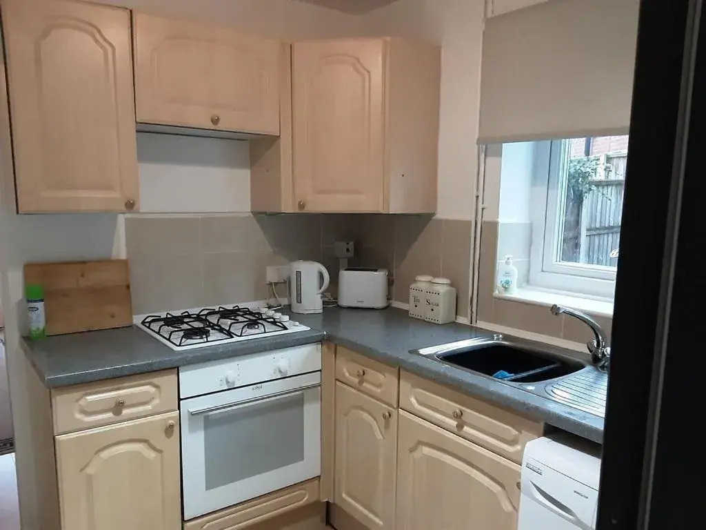 Vacation Home in Semi Rural House - Stay 7 - Pet - Parking - Garden Vacation Home in Semi Rural House - Stay 7 - Pet - Parking - Garden