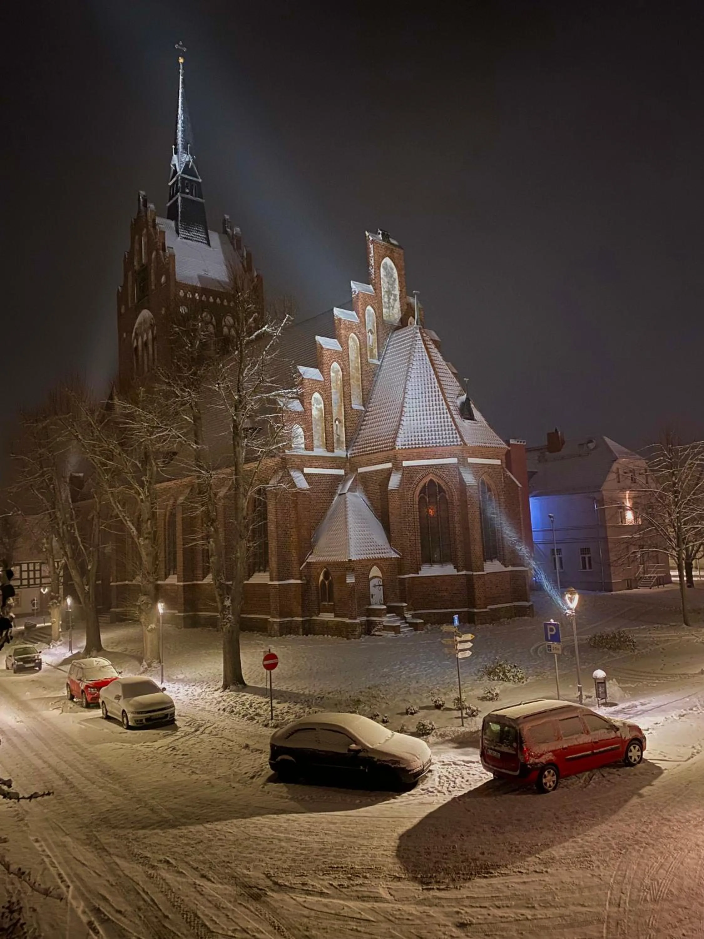 Nearby landmark in norddeutscher Hof - Kutscherstation