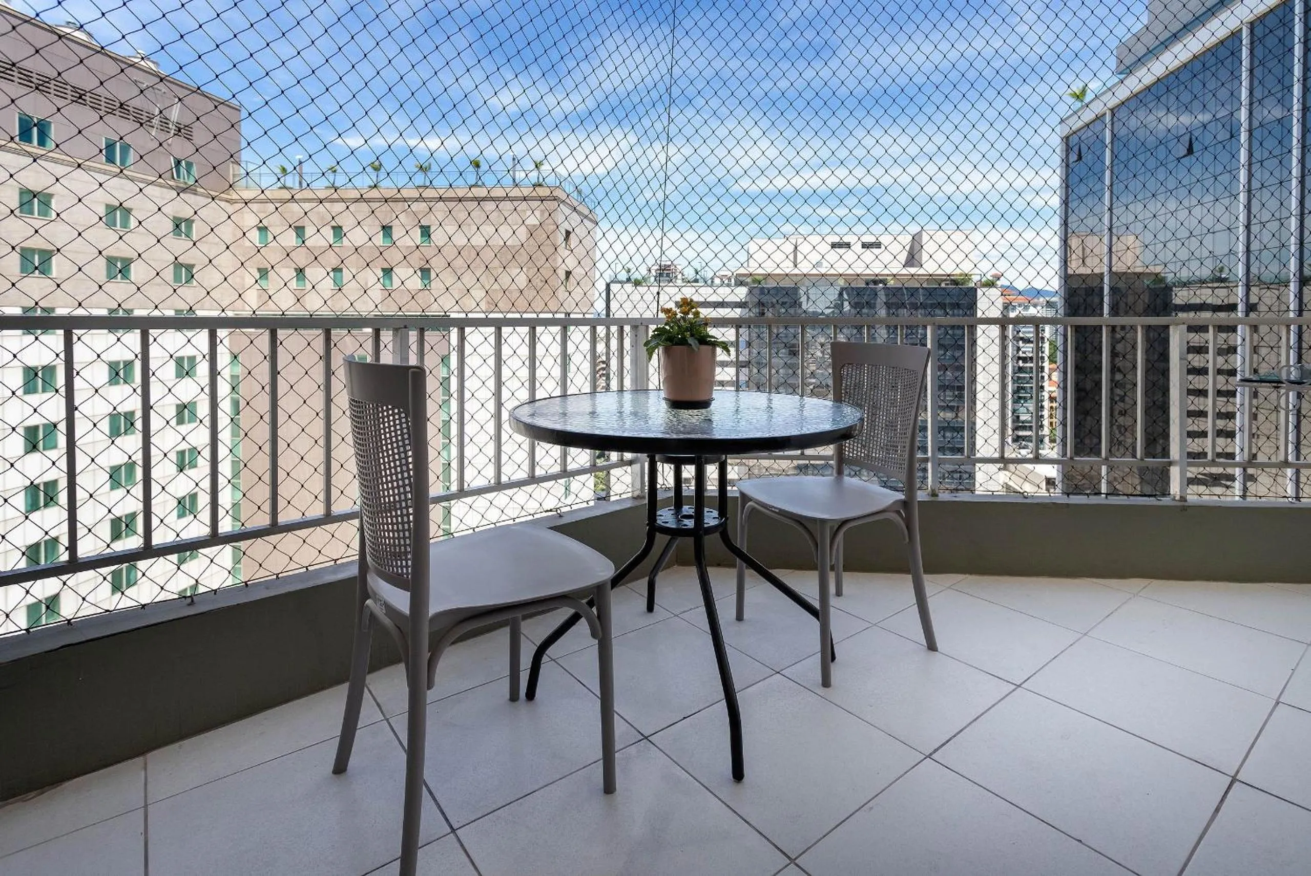 Balcony/Terrace in Rental Home Barra Palace Vista para o mar