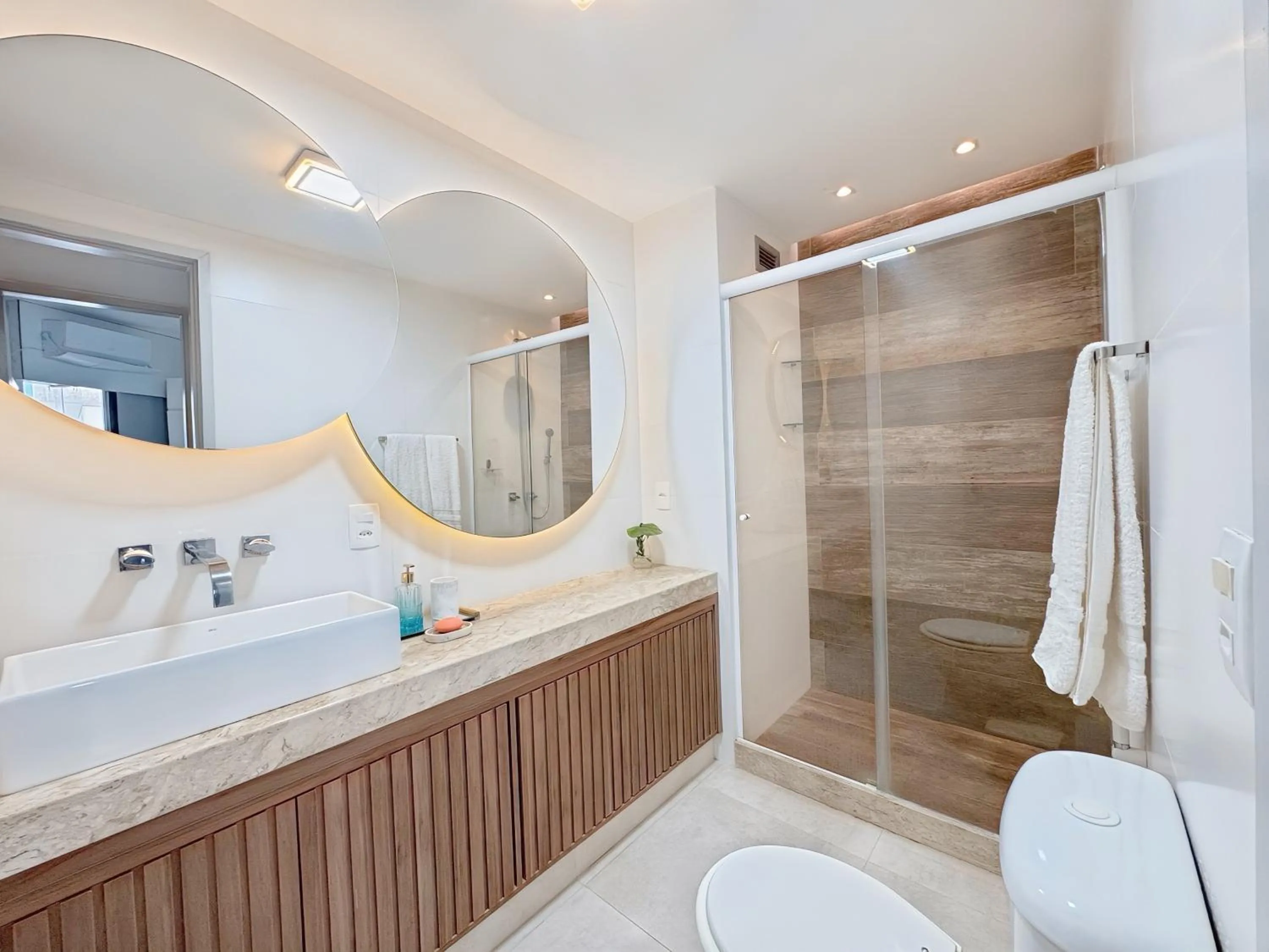 Shower in Rental Home Barra Palace Vista para o mar