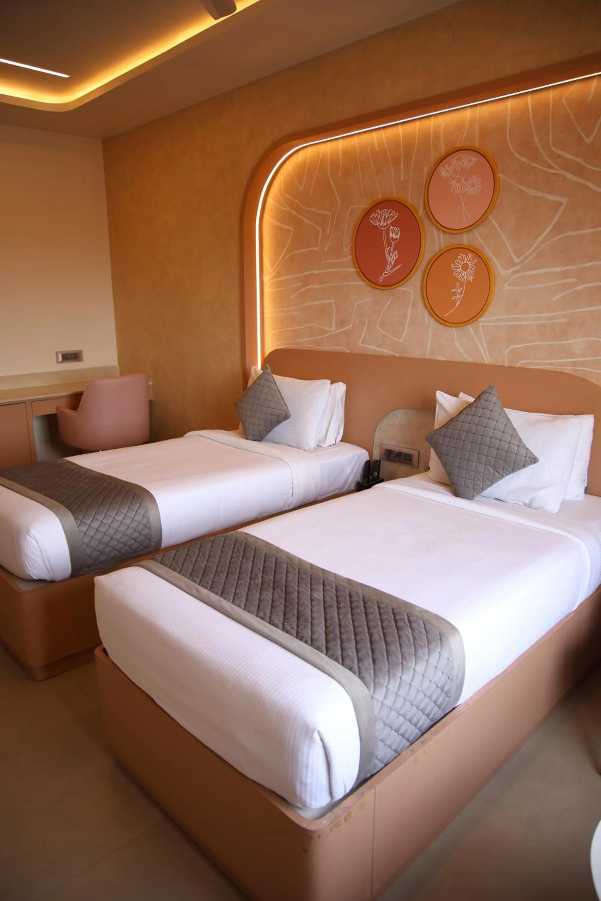 RATHNA RESIDENCY