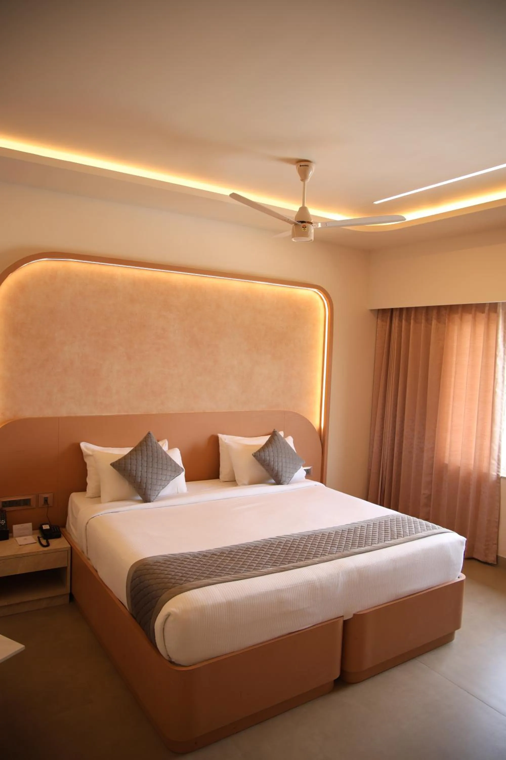 Studio - single occupancy in RATHNA RESIDENCY