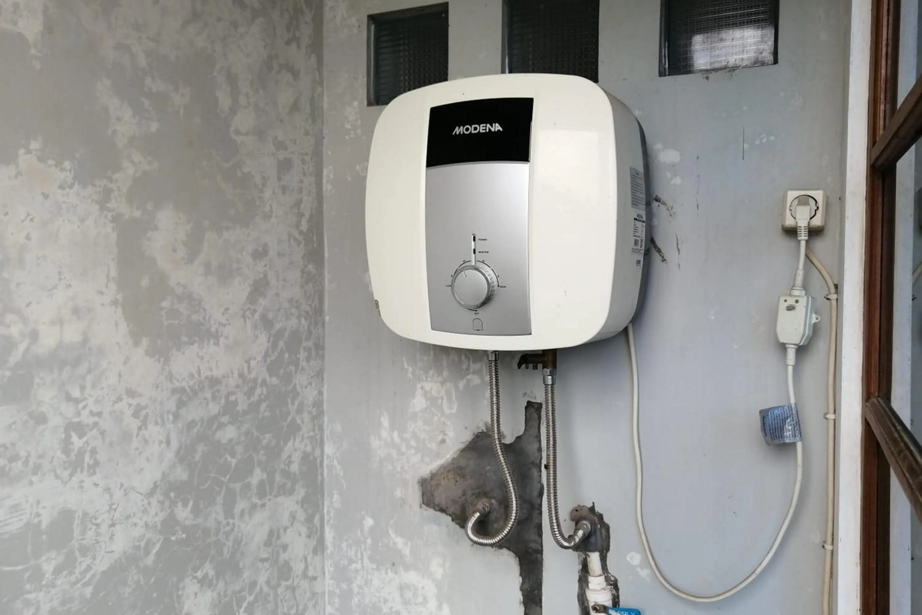 Bathroom in Tiray Homestay Syariah Yogyakarta Mitra RedDoorz