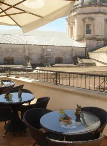 Balcony/Terrace in Hotel Residence Le Chiavi Di San Francesco