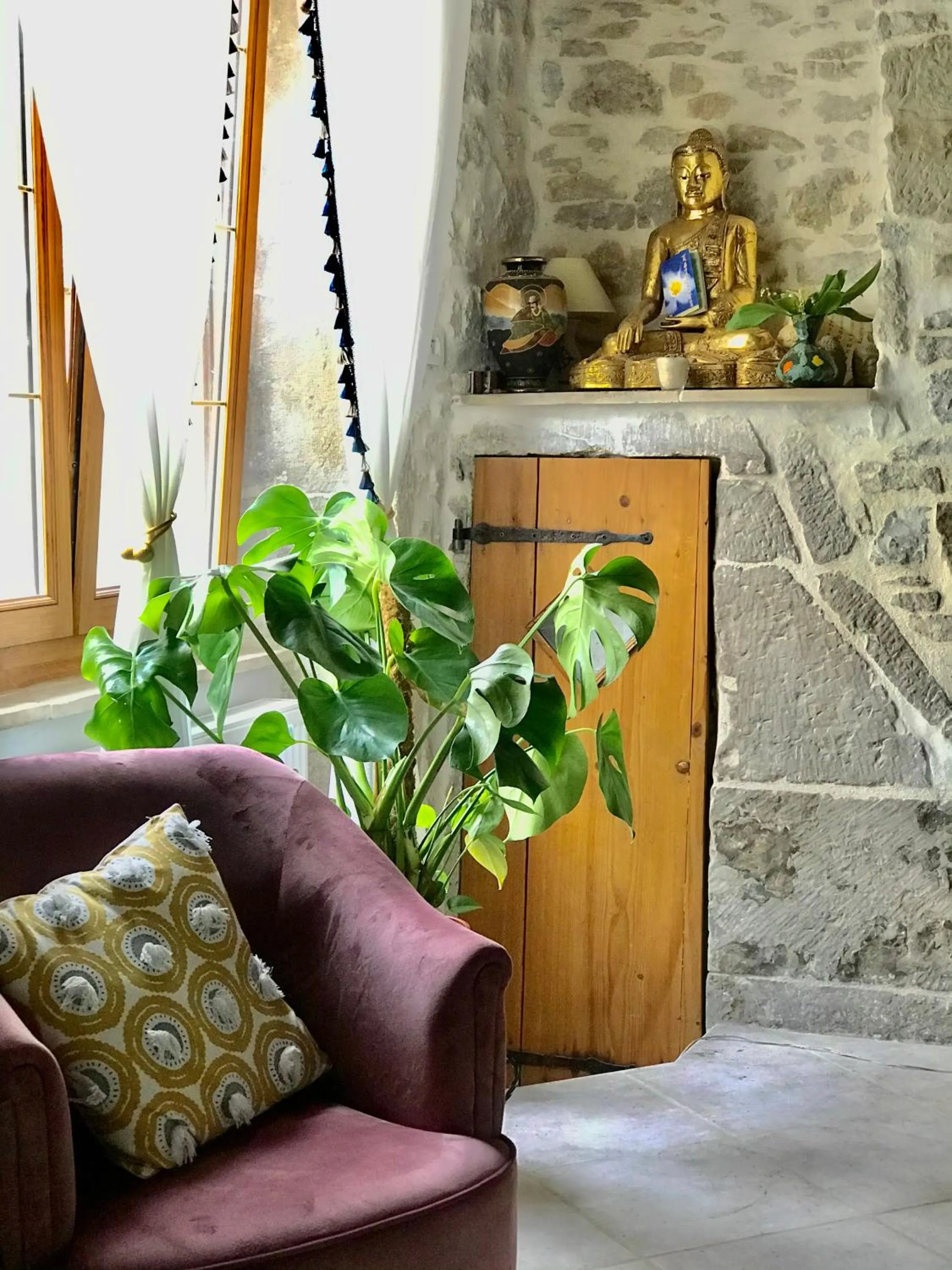 Seating area in Manoir Saint-Pierre