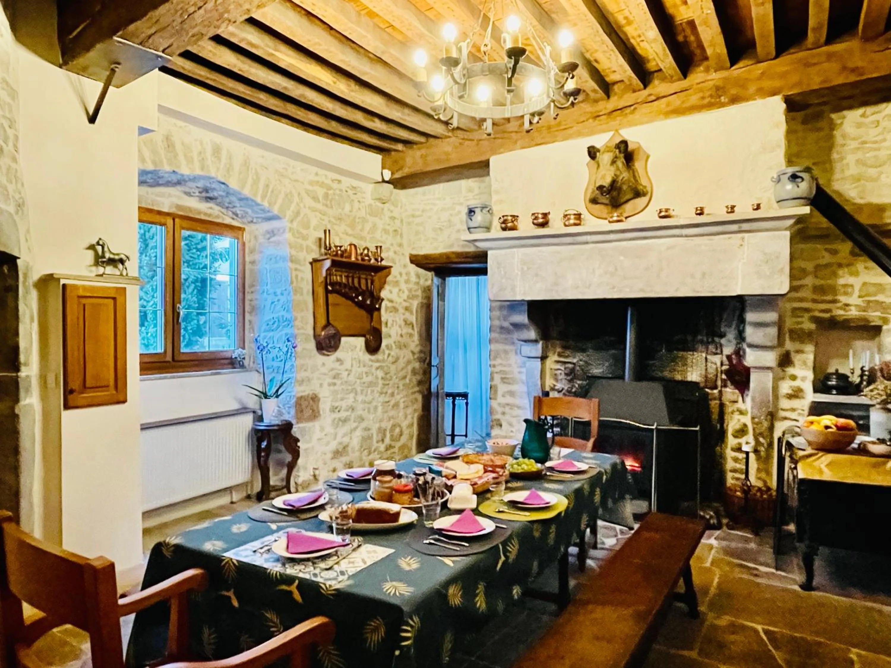 Dining area in Manoir Saint-Pierre