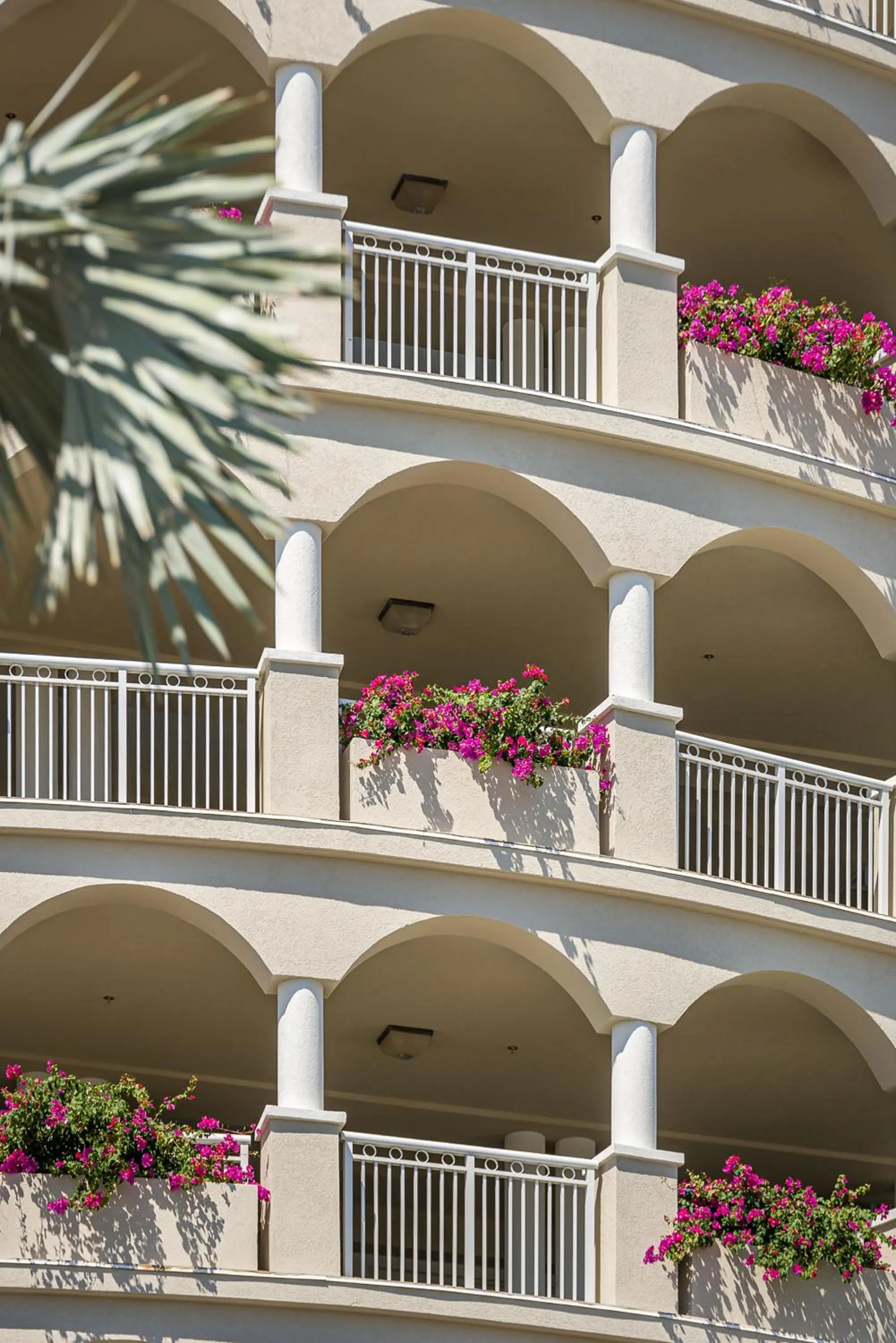 Club Se7en at Beachcomber